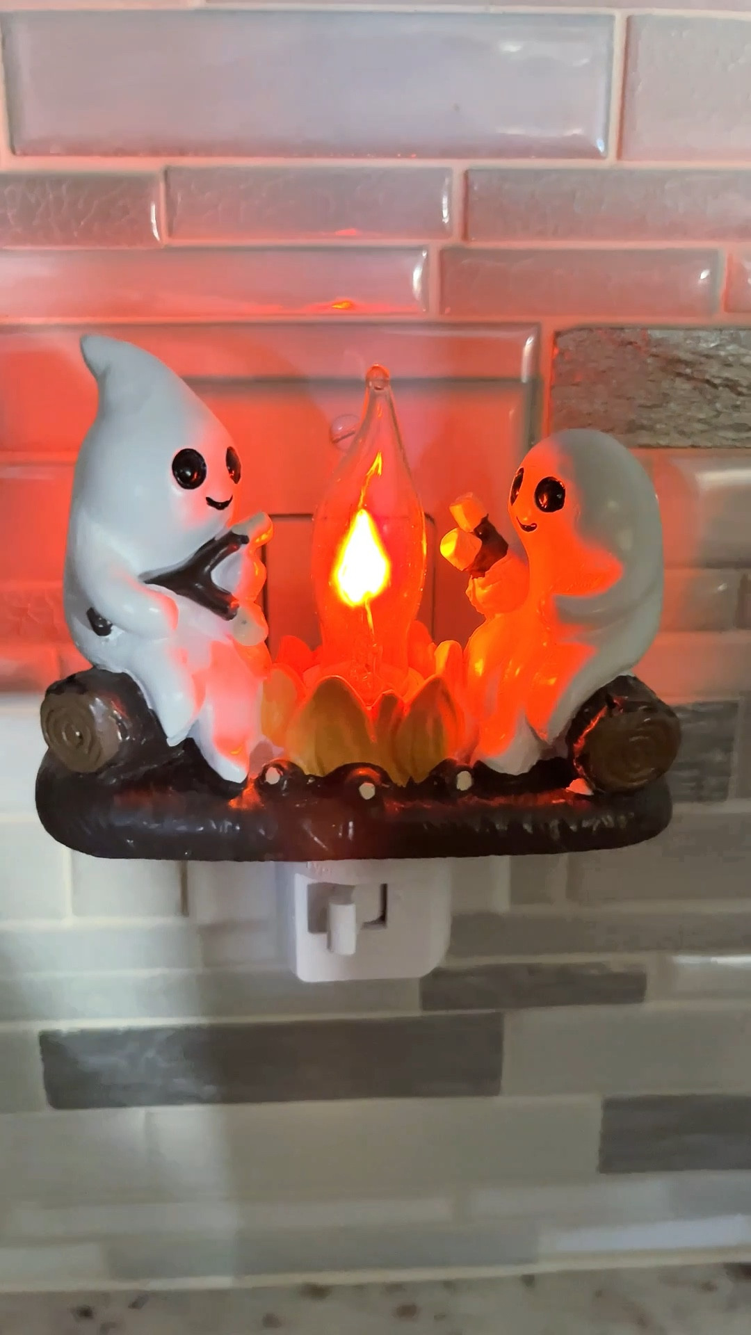 Is this not the most adorable nightlight for Halloween?? 🎃 #halloween #fall #nightlight 

#LTKFamily #LTKSeasonal #LTKKids