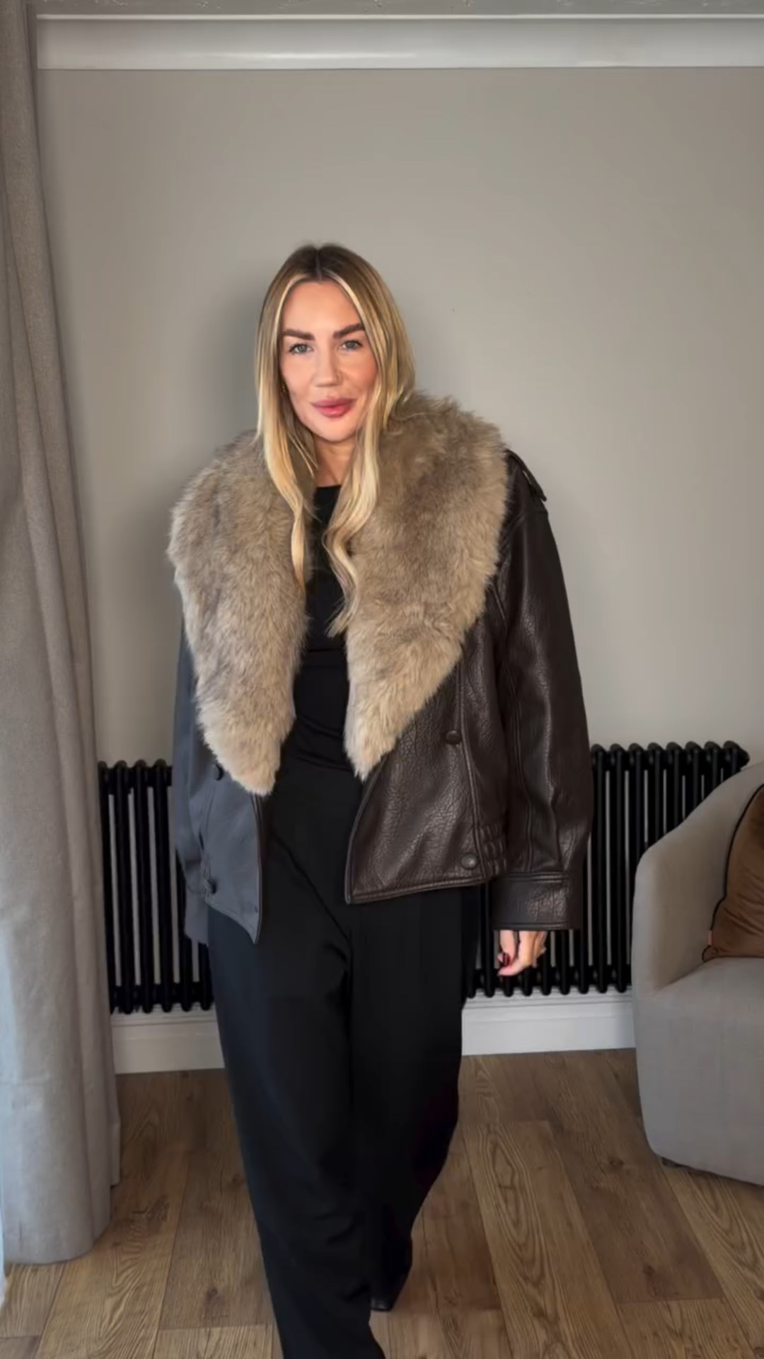 Zara's new arrivals are here ✨

I'm sharing my top picks and how I'm styling them. Brown faux leather and navy trousers are my top faves 🤌🏼

Black trousers are also gorgeous, but I think you need super slim ankles as they were very tight! 🖤