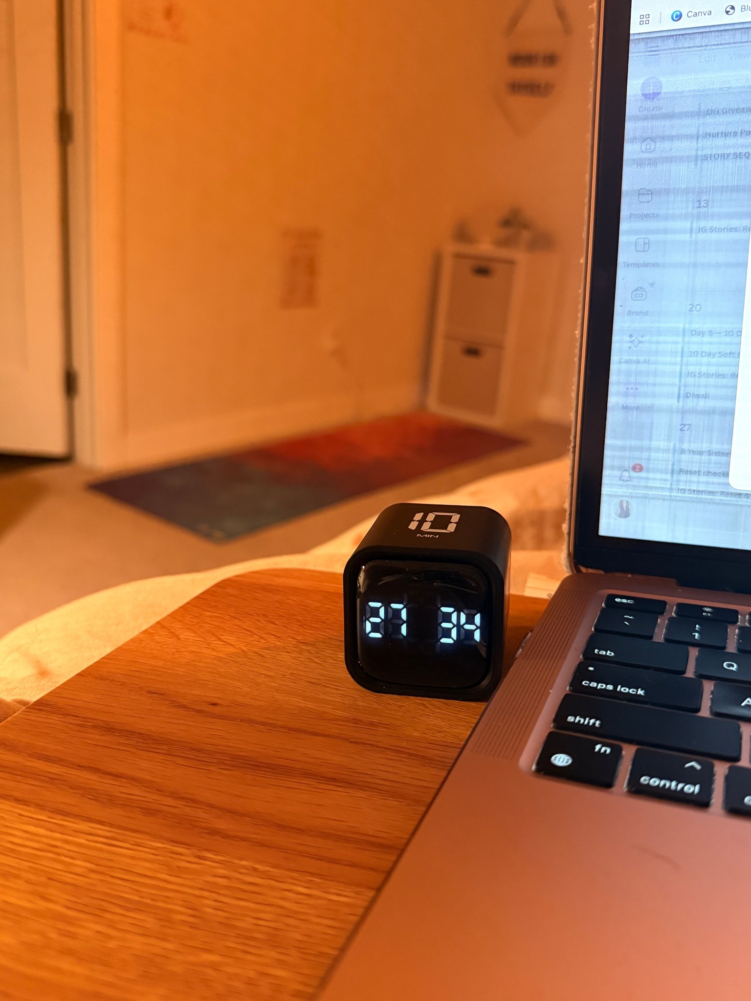 I’ve been using this little timer to help me stay on track during my time blocks this week. 