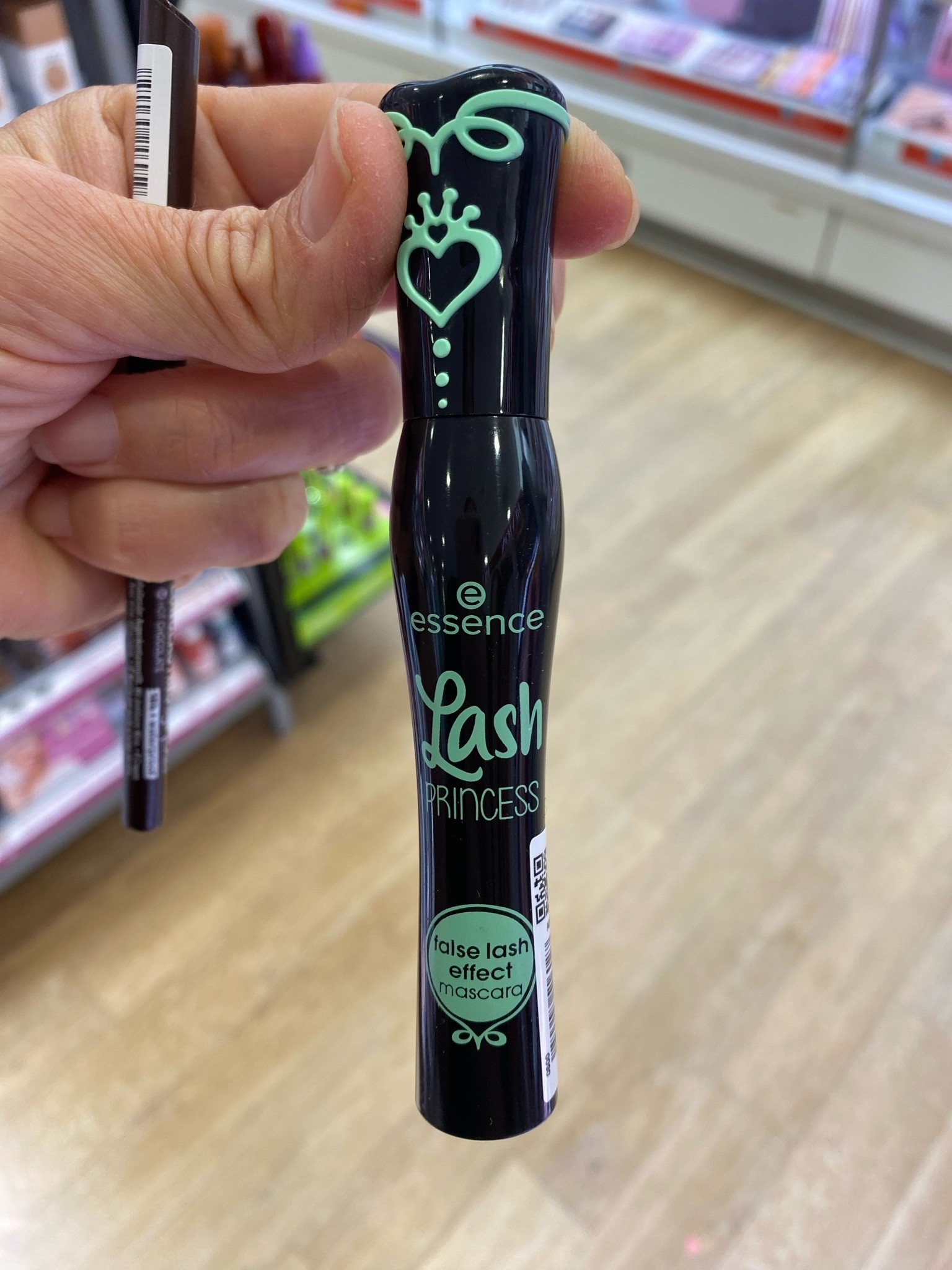 Favorite mascara and eyeliner that doesn’t smear and run.

#LTKBeauty