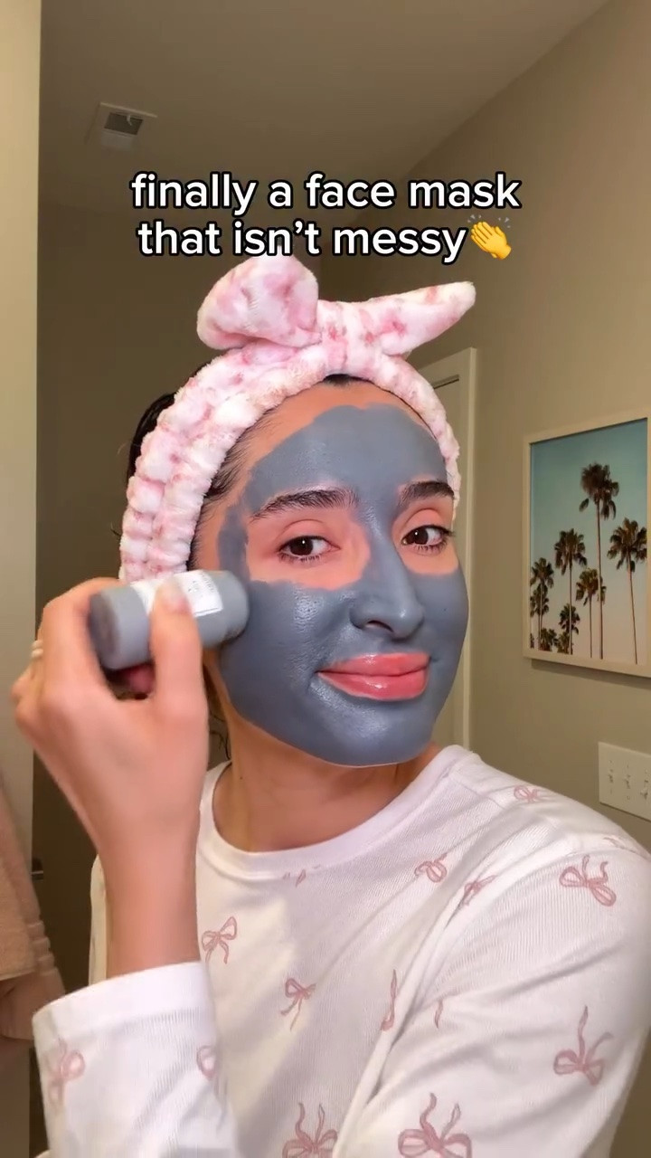 My new favorite face mask because it’s so fun to use and MESS FREE🧖‍♀️💖✨ It’s linked on my Shop My & Amazon storefront😇

#claymask #facemask #skincarethatworks #selfcareaccount #amazonfinds

#LTKBeauty