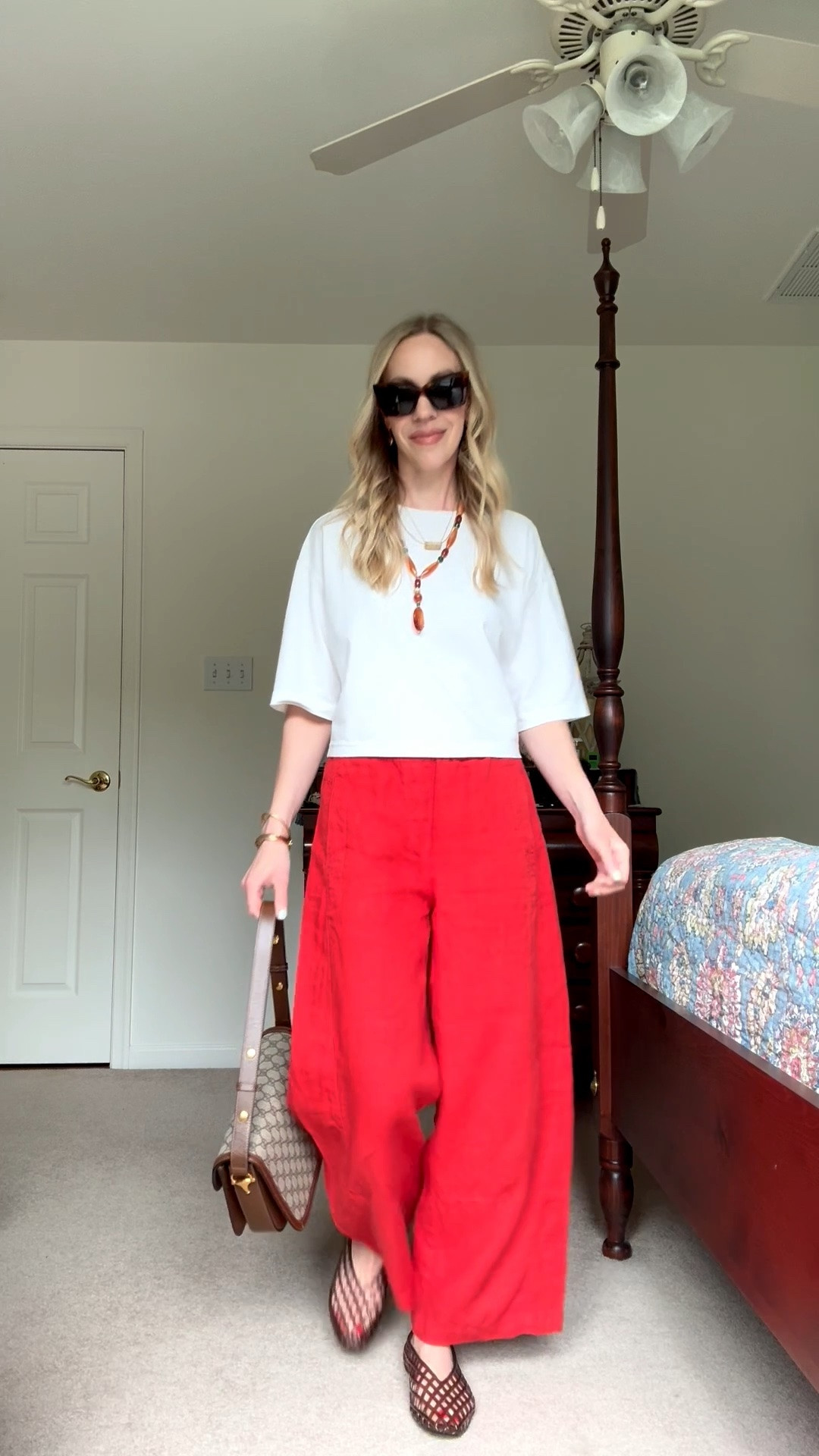 These linen barrel leg pants are so cute and comfy and on sale now!

#LTKSeasonal #LTKSaleAlert #LTKOver40