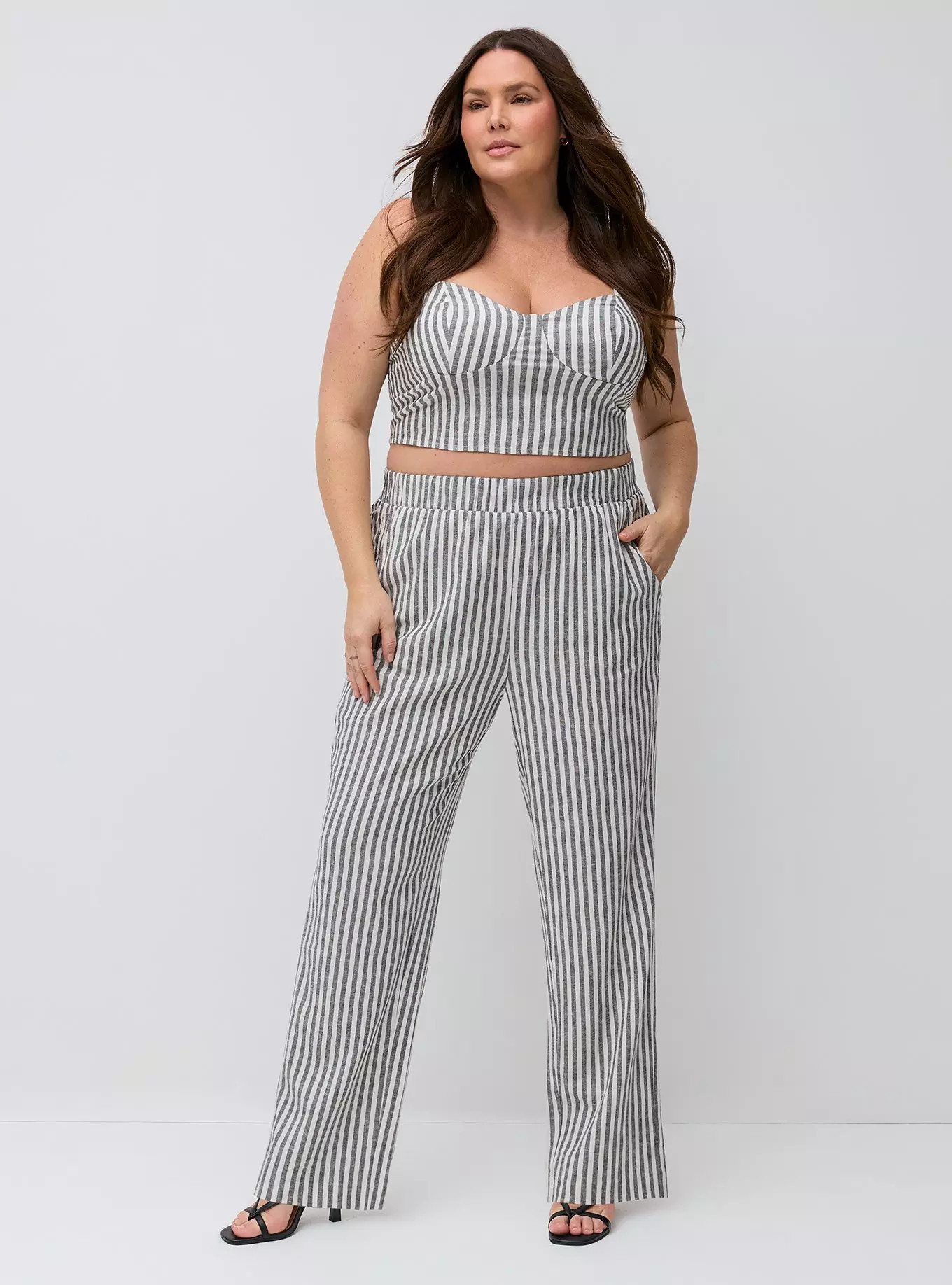 Studio Pull-On Luxe Linen Pant | Torrid (US & Canada)