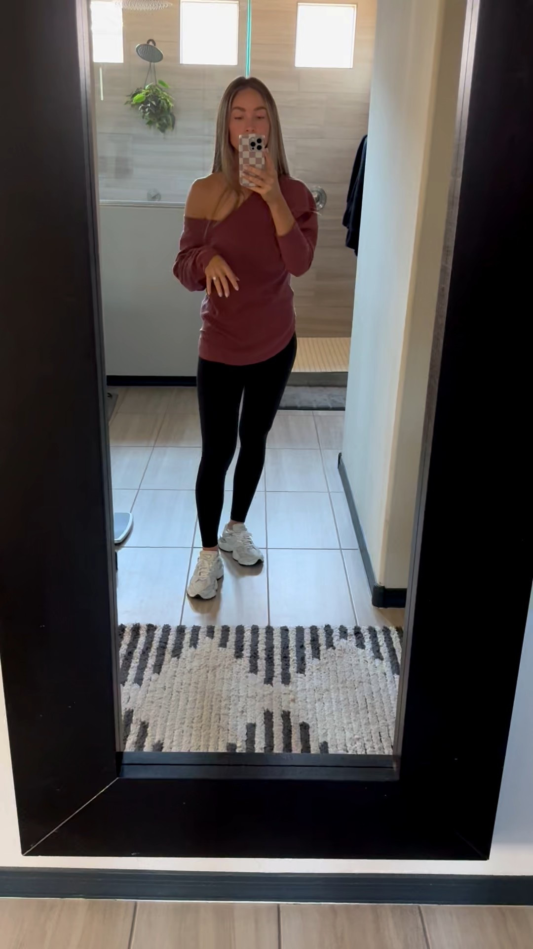 The perfect comfy lounge outfit. Amazon only offers the sweater in the Khaki color which is beautiful I had to order one for myself! And pair it with your favorite leggings and shoes! 

#LTKActive #LTKSeasonal #LTKStyleTip