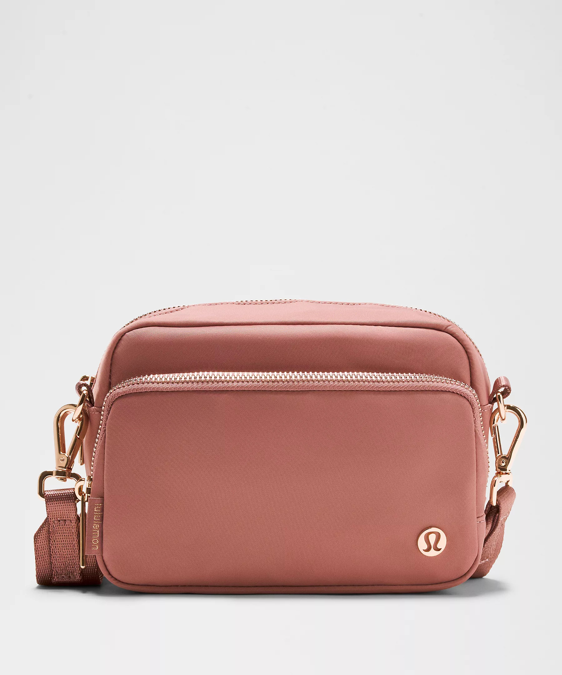 Everywhere Crossbody Bag 2L | lululemon (CA)