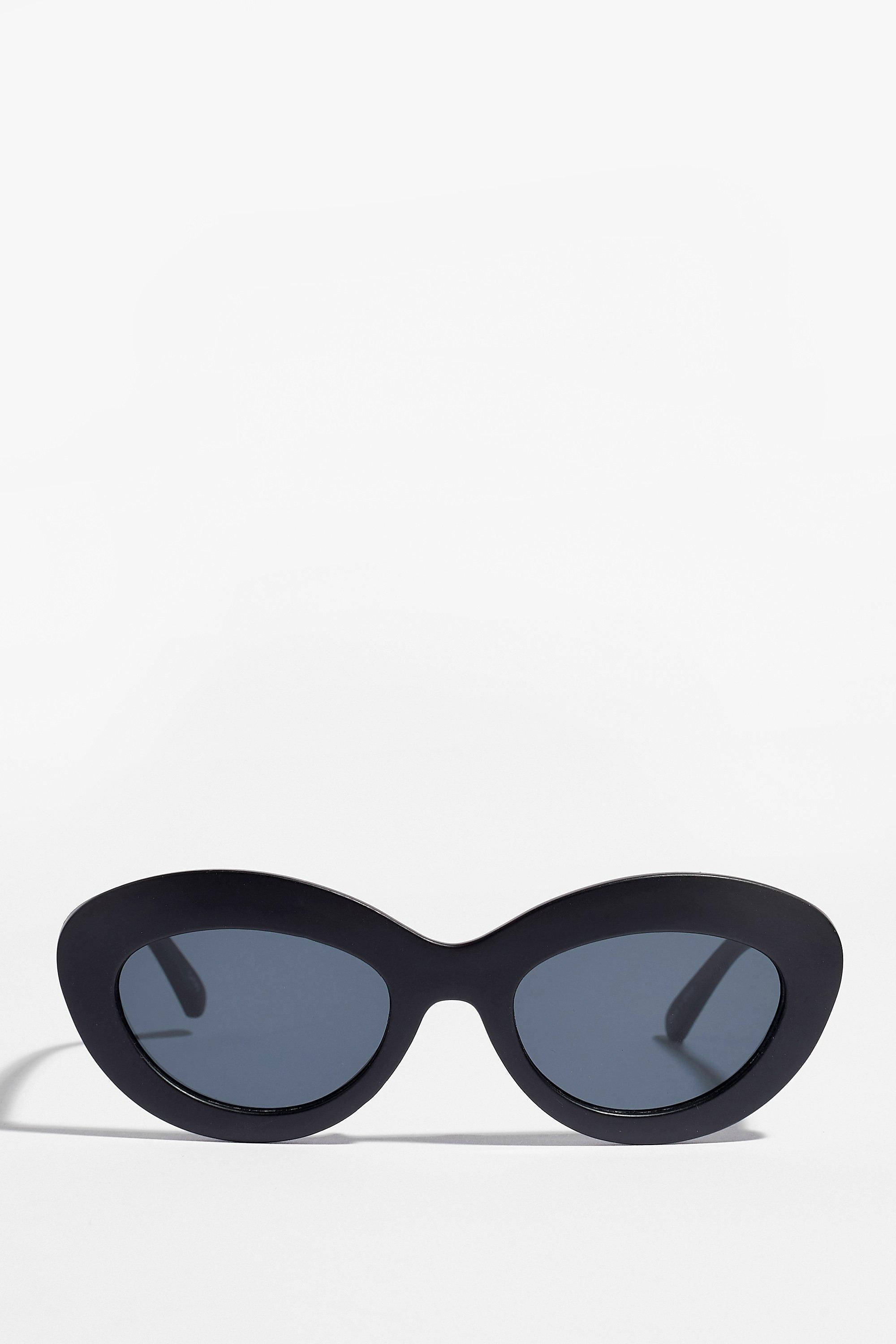 Now That We Found Love Oval Tinted Sunglasses | NastyGal (US & CA)