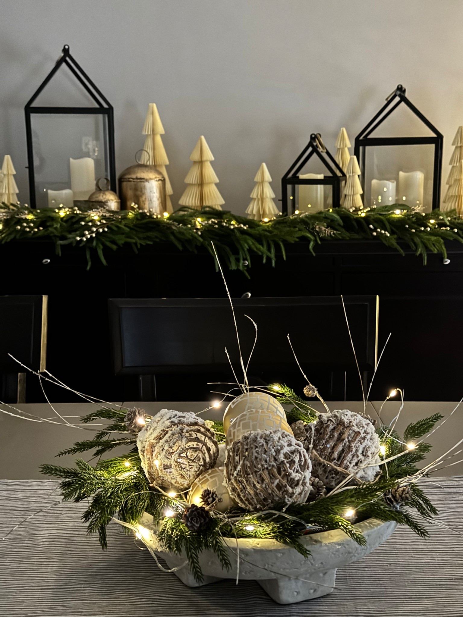 Turning a simple bowl into a little holiday moment ✨🌿 Ornaments, greenery, and twinkle lights—because magic doesn’t have to be complicated.

#christmasdecor #holidaydecor #diydecor #christmasdiy #christmasdecorations #holidayseason #cozyhome #homedecor #christmasvibes #festivedecor #winterdecor #holidayhome #christmasmagic #decorinspo #twinklelights



#LTKSeasonal #LTKHoliday #LTKHome