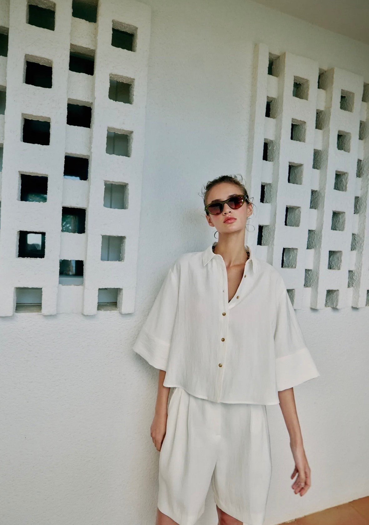 This set. The wide sleeves and Bermuda style shorts are perfect for the warmer weather to come x

#LTKuk #LTKspring #LTKsummer