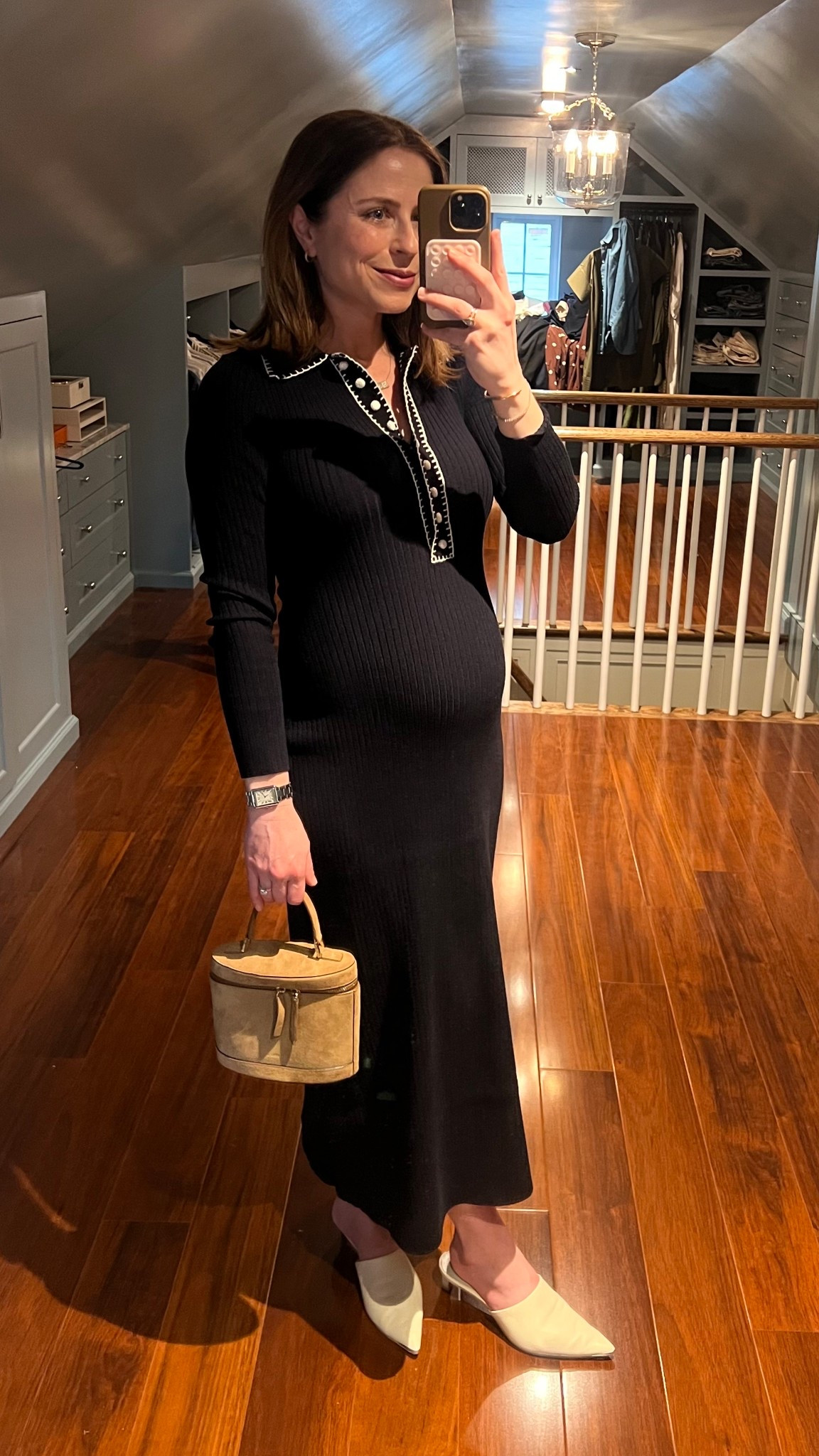 Sezane navy knit dress
Dolce Vita ivory mules
Paris/64 suede mini bag



#LTKShoeCrush #LTKItBag #LTKBump