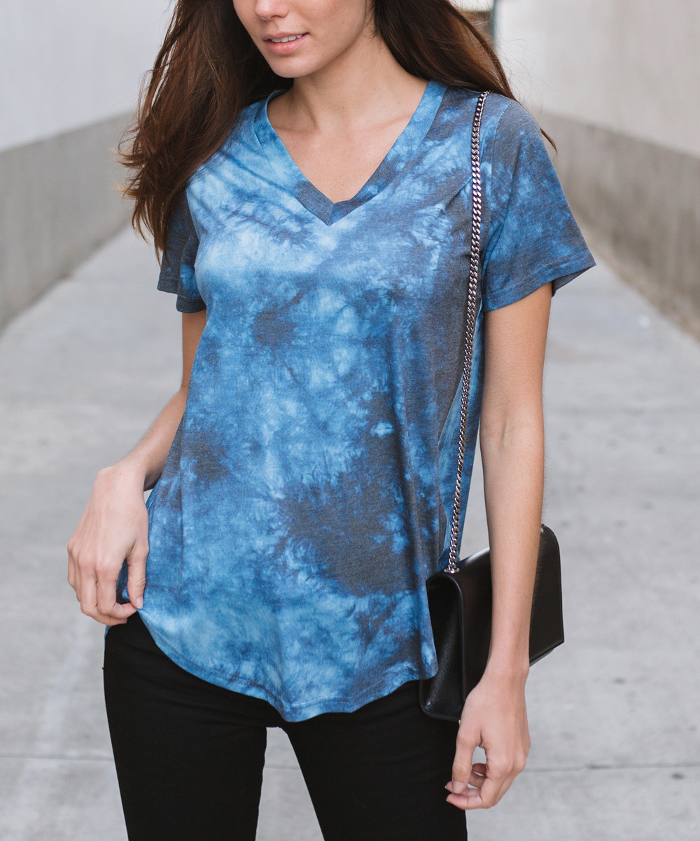 Amaryllis Women's Tee Shirts TIE - Navy Tie-Dye Relaxed Hi-Low Tee - Women & Plus | Zulily