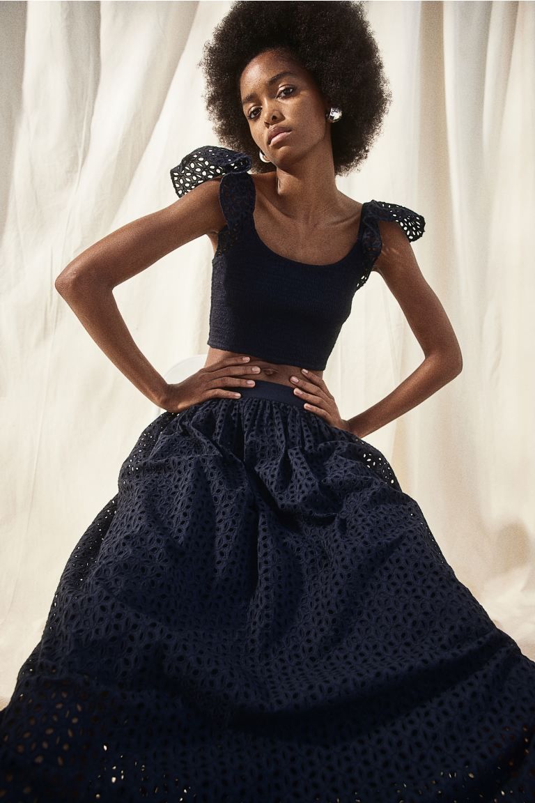 Broderie anglaise maxi skirt - Navy blue - Ladies | H&M GB | H&M (UK, MY, IN, SG, PH, TW, HK)
