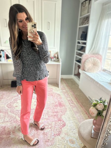How to style coral pants from @maurices #mauricespartner #maurices #discovermaurices

#LTKover40 #LTKfindsunder50 #LTKstyletip