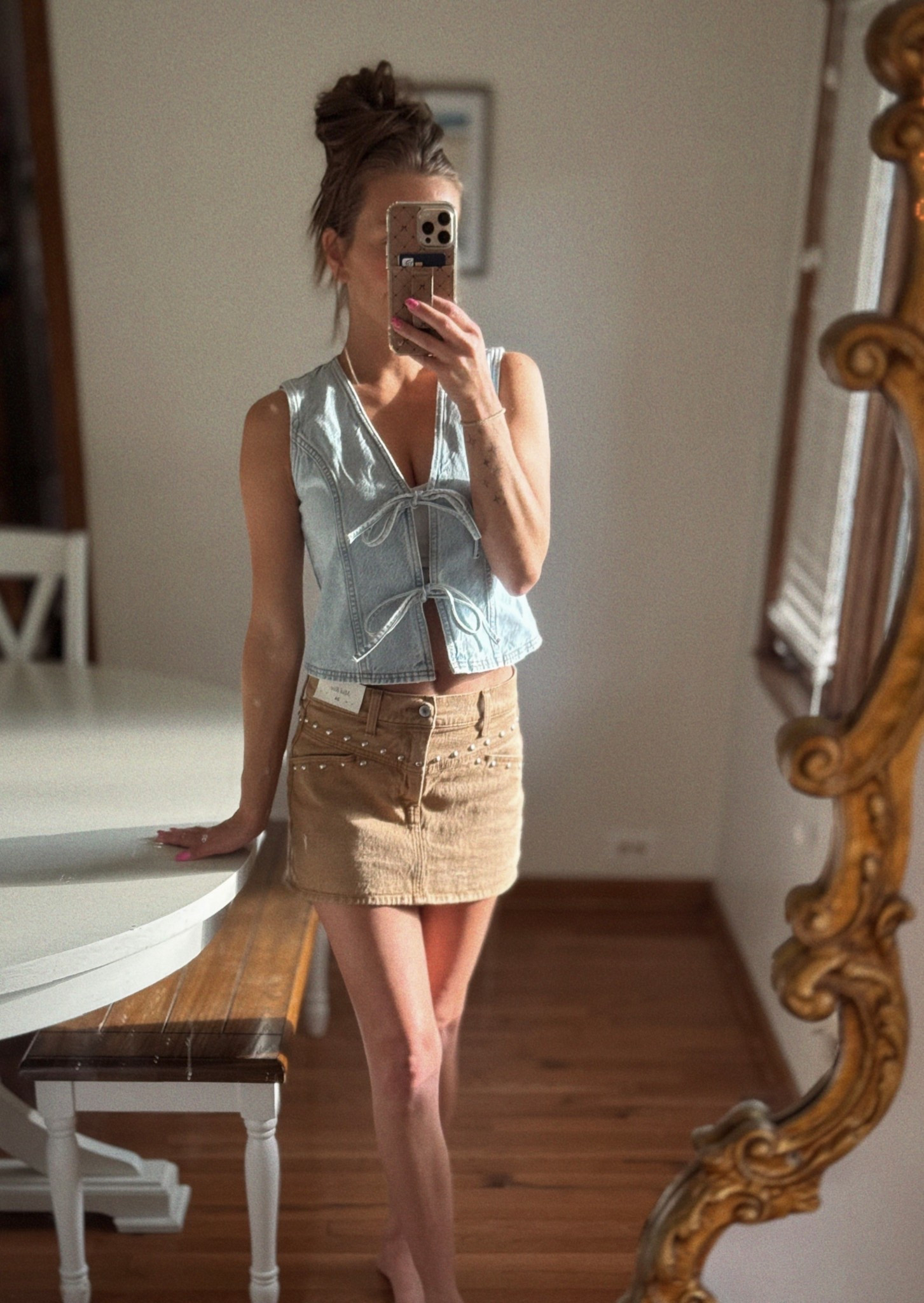 Cowboyyy take me away 🤠 

Abercrombie • denim • festival • western • sale • how to style 



#LTKSaleAlert #LTKSummerEdit #LTKFindsUnder50