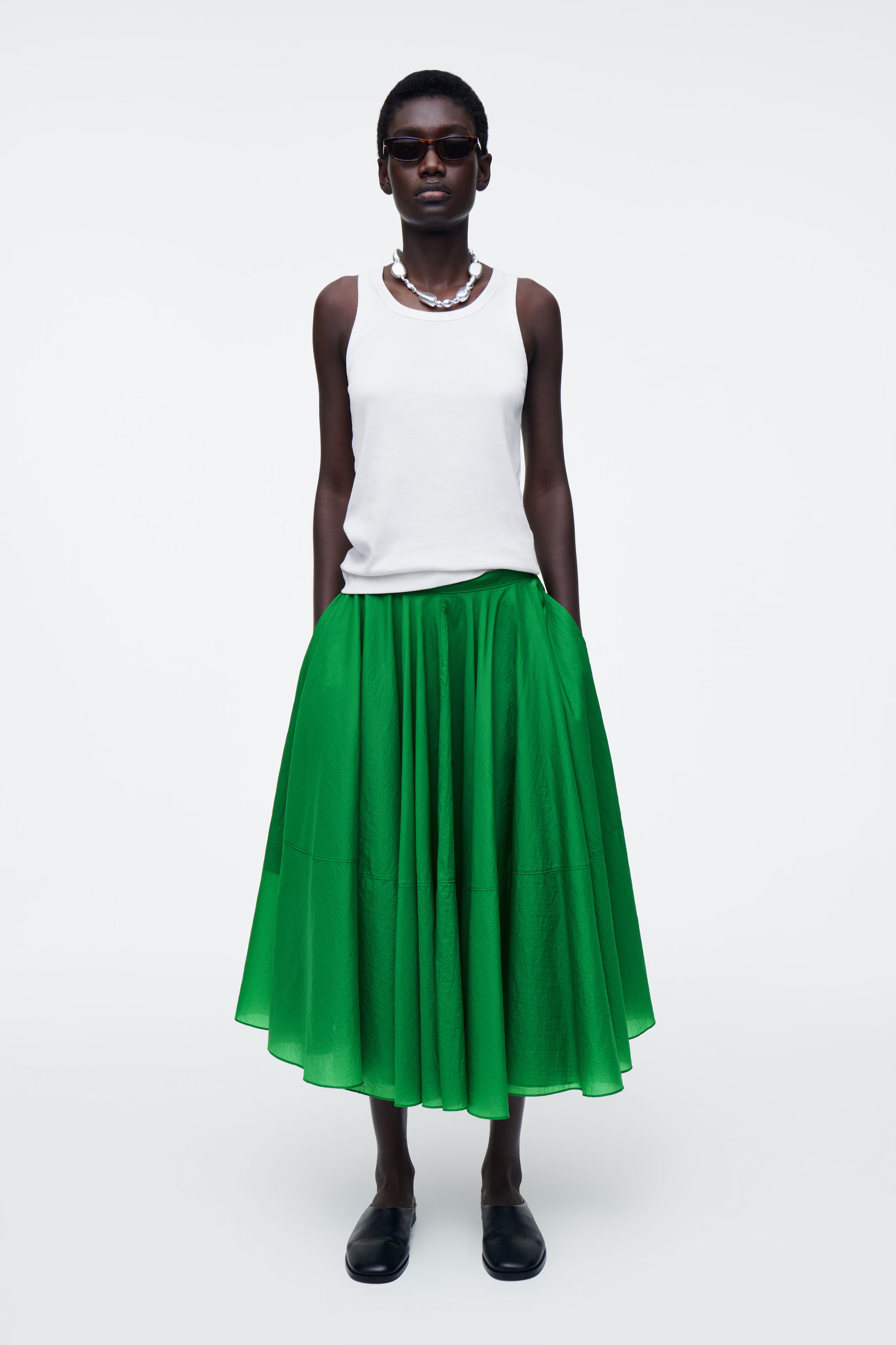 CIRCLE-CUT MIDI SKIRT - GREEN | COS (EU)