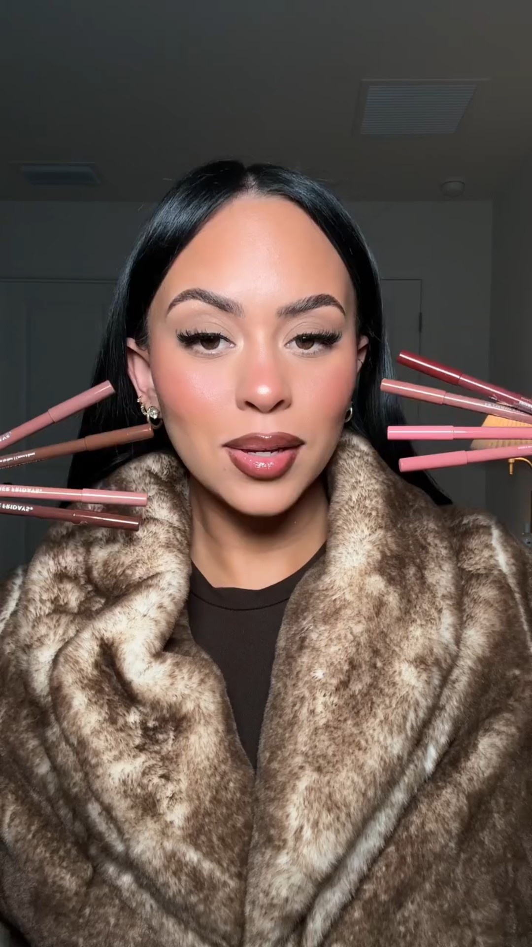 @summerfridays Fridays new lip liners + lip stains 👄 swatches and try on