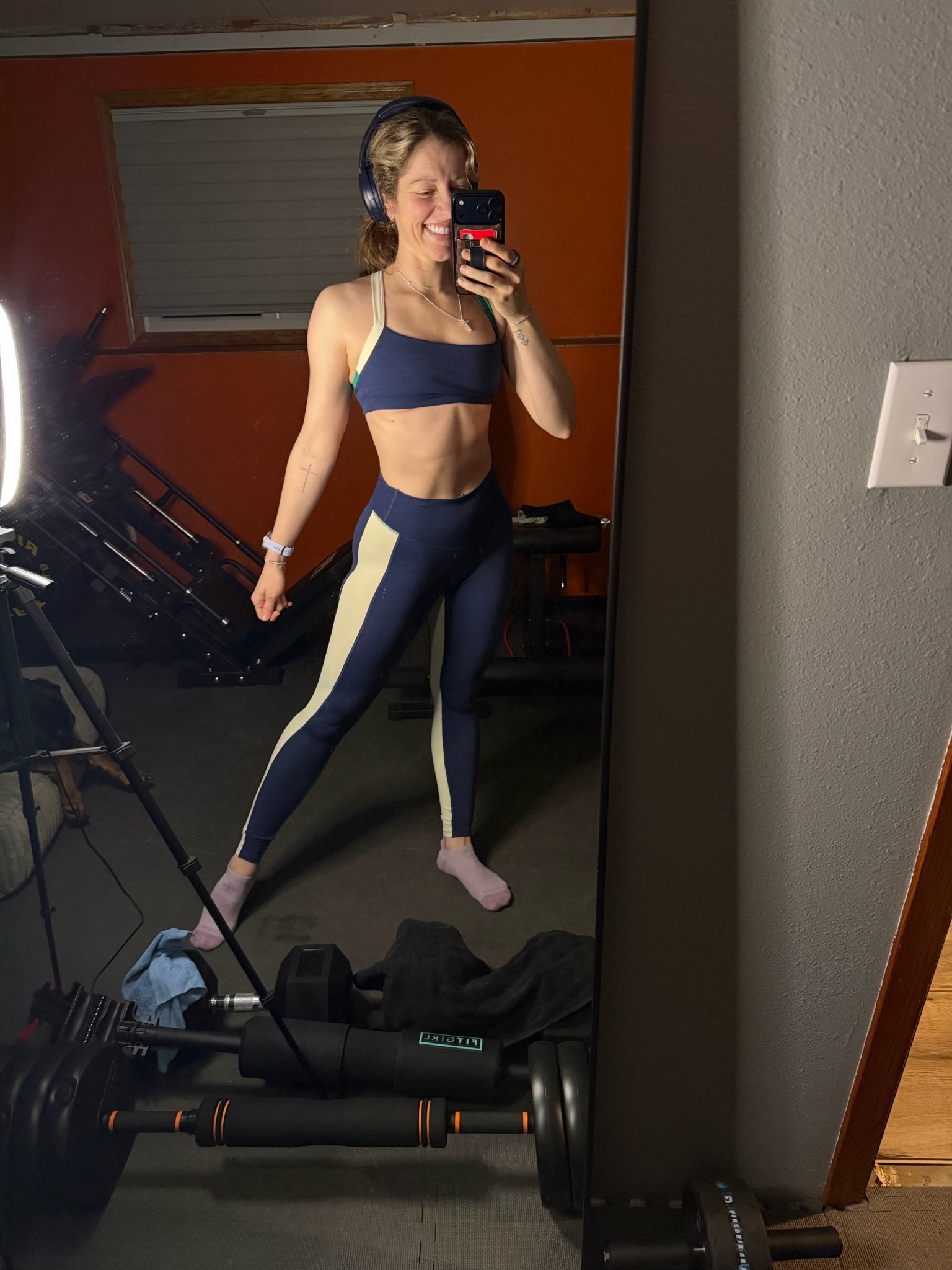 Daydream is still the best line of fitness wear there ever was! These leggings are sold out 😭

#LTKootd #LTKActive #LTKfitnessgoals