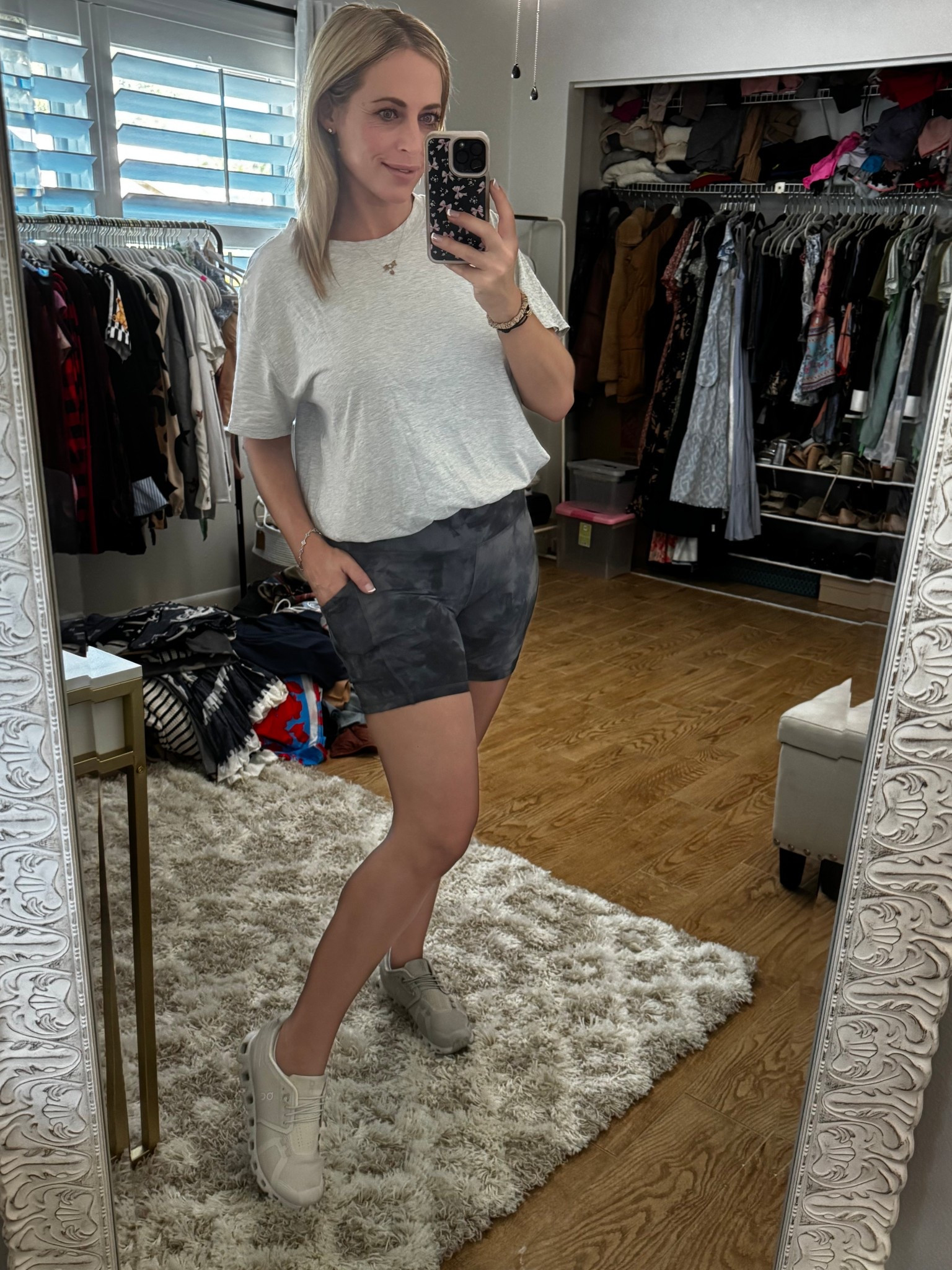 Gym outfit 

#LTKMidsize #LTKFindsUnder50 #LTKActive