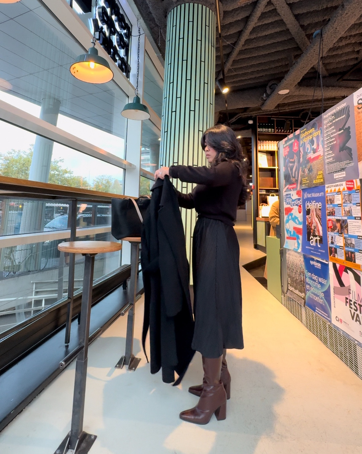 Serving elegance, confidence, and mom boss vibes in all black and knee-high boots. Who’s ready to take on the day? 💫

#LTKnederlands #LTKautumn #LTKworkwear