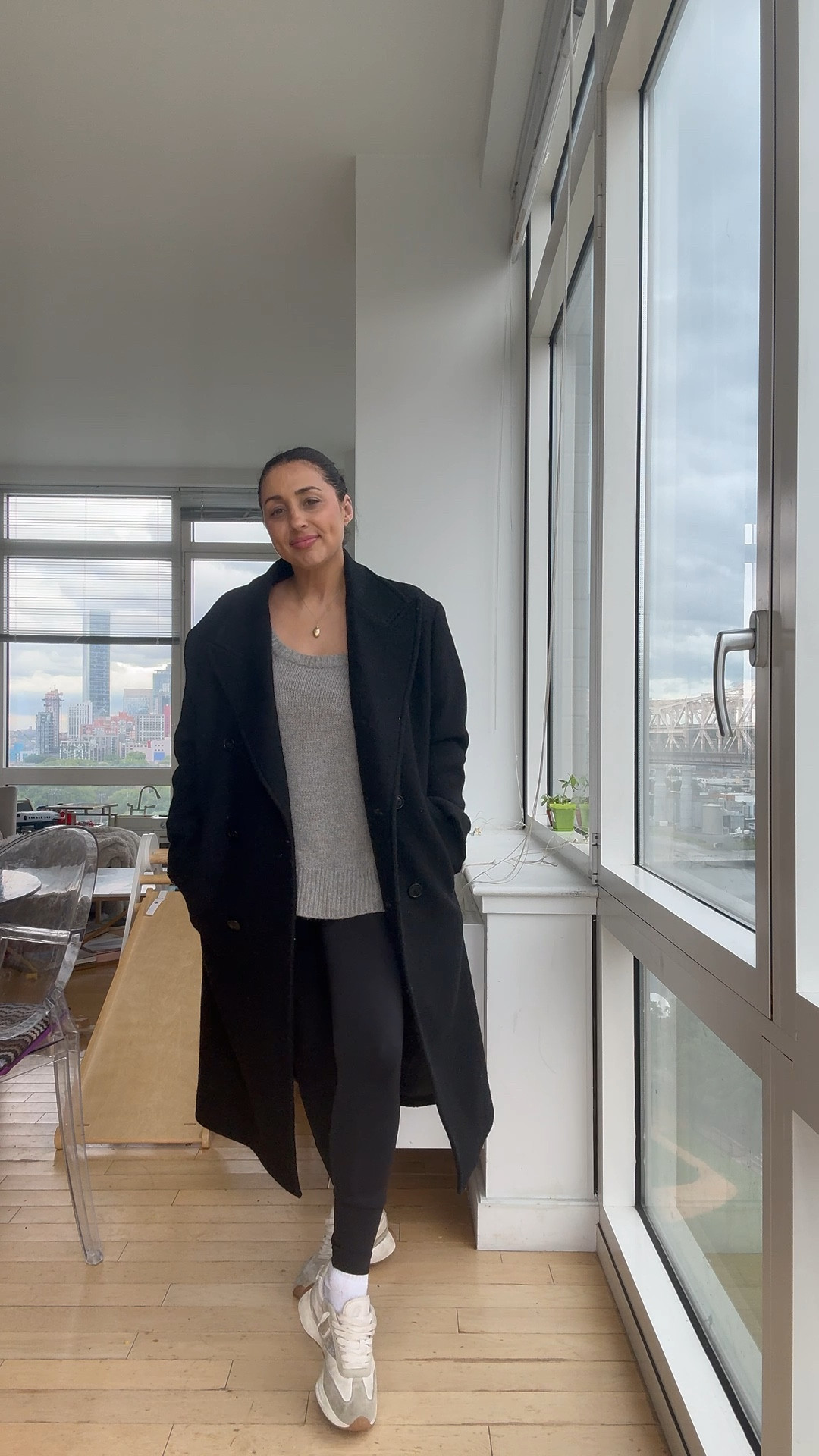 School pickup outfit for a cloudy day 

#LTKStyleTip #LTKOver40 #LTKActive