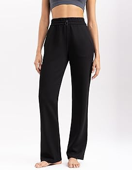 Women's Sweatpants with Pockets Elastic High Waisted Joggers Casual Straight Leg Drawstring Athle... | Amazon (US)