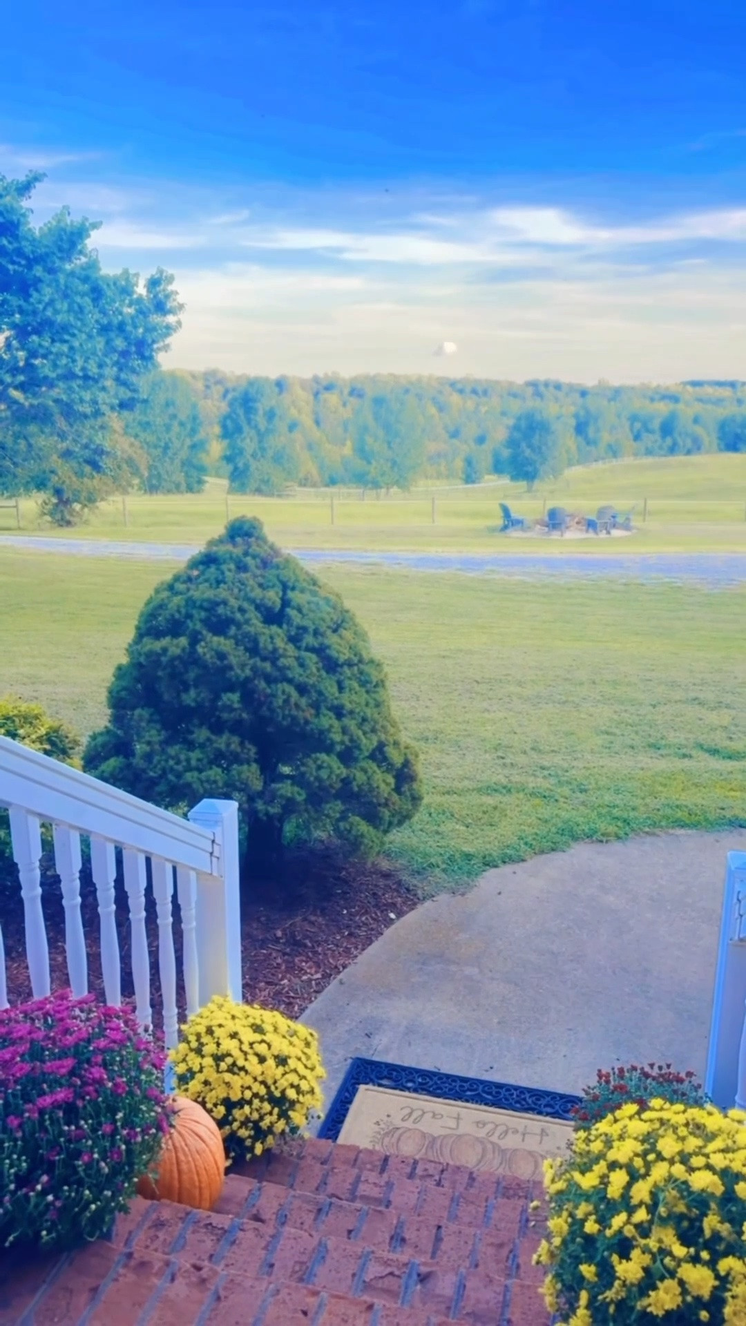 We have spent the past couple days decorating 📦 for the autumn season 🌻🌾 and it has been so special getting to make our sweet farmhouse 🏡 on the hill ⛰️ oh so cozy 🕯️(& a porch full of rocking chairs 🪑, pumpkins 🎃 and mums 🌼) for our very first fall season 🤎 here on the farm!! 🧡😍

#LTKHome #LTKSeasonal