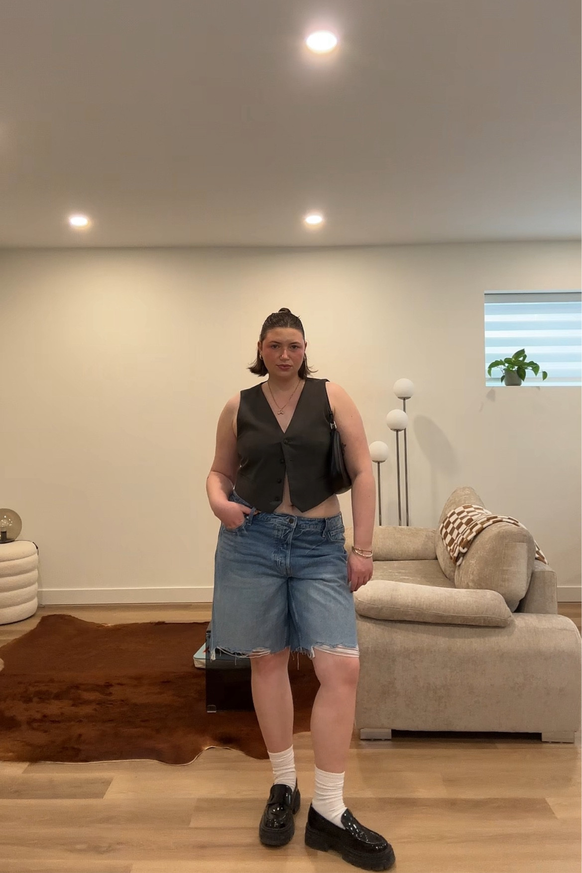 Jorts, baggy jorts, baggy shorts, low waisted baggy shorts, midsize, midsize outfit inspo 

#LTKmidsize