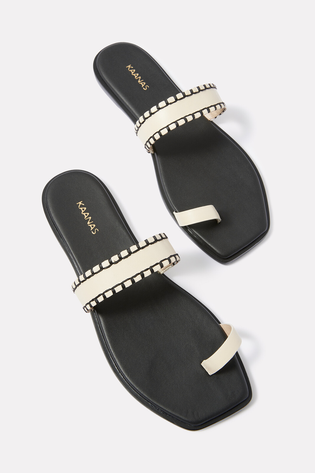 Pirita Toe Ring Sandal | Evereve