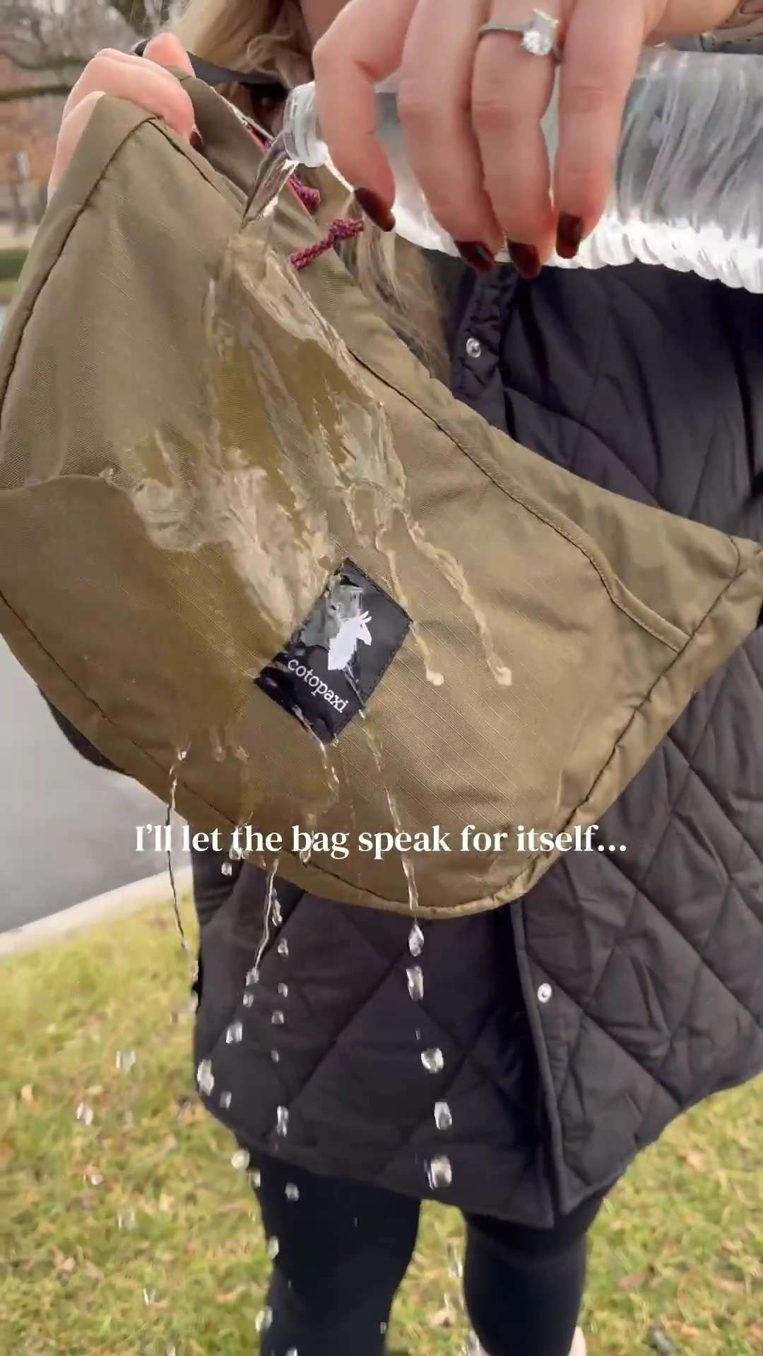 🎒 A waterproof shoulder bag perfect for everyday use

 

 #LTKootd #LTKmomlife #LTKWorkwear