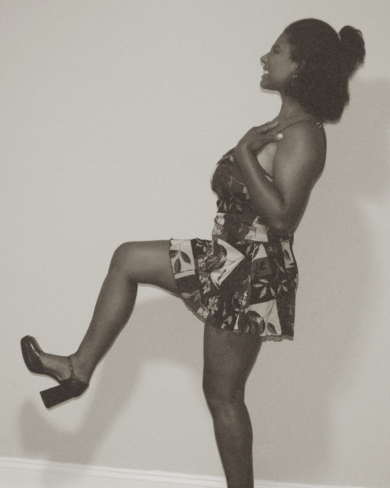 One of my favorite patterned dresses. It’s fun and flirty and pairs great with boots 

#LTKFindsUnder100 #LTKFindsUnder50 #LTKStyleTip