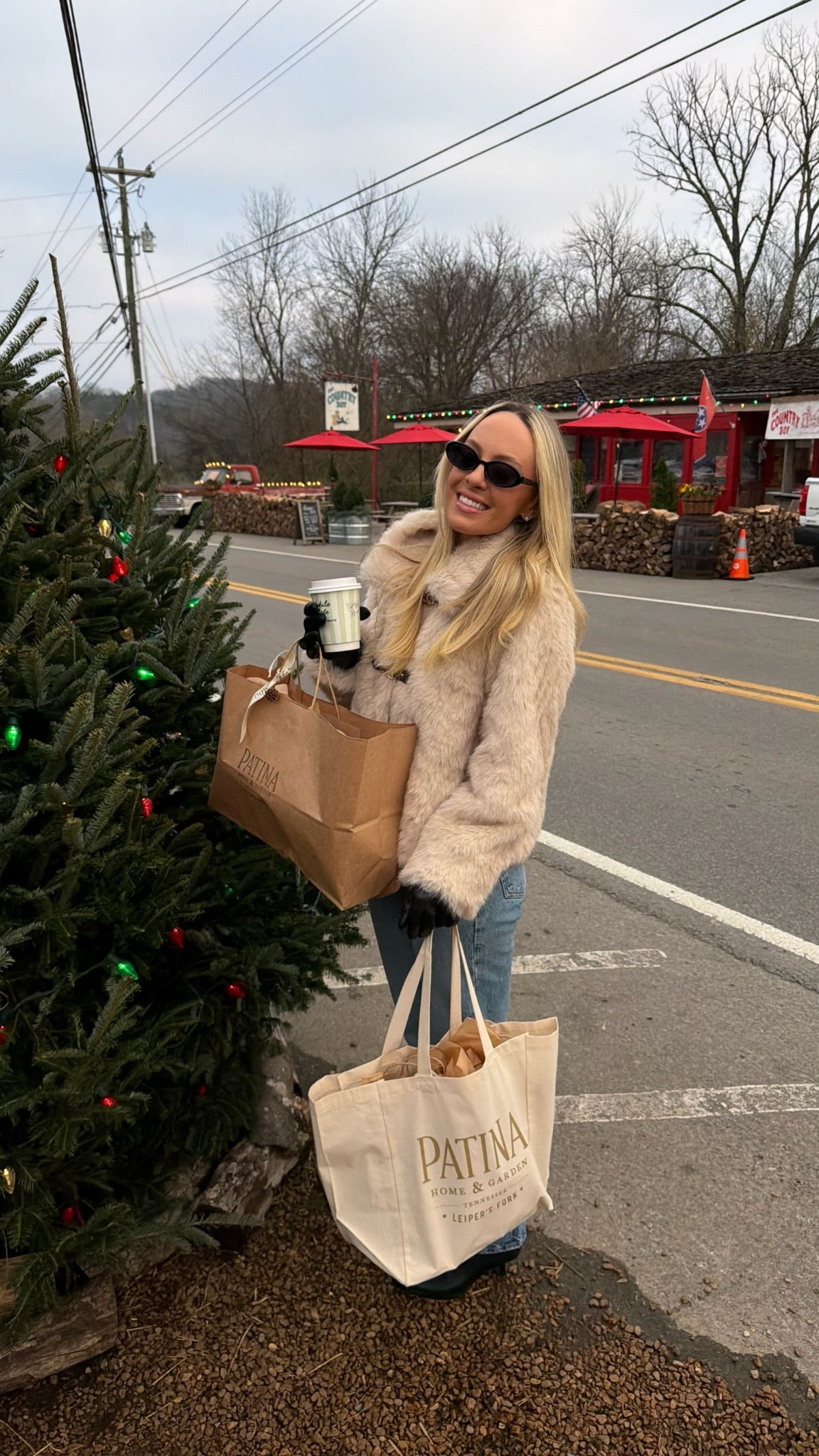 Cozy chic winter outfit inspiration 🎄❄️ this coat is a fun favorite for elevating jeans! sizes are going quick!

#LTKHoliday #LTKootd #LTKSeasonal