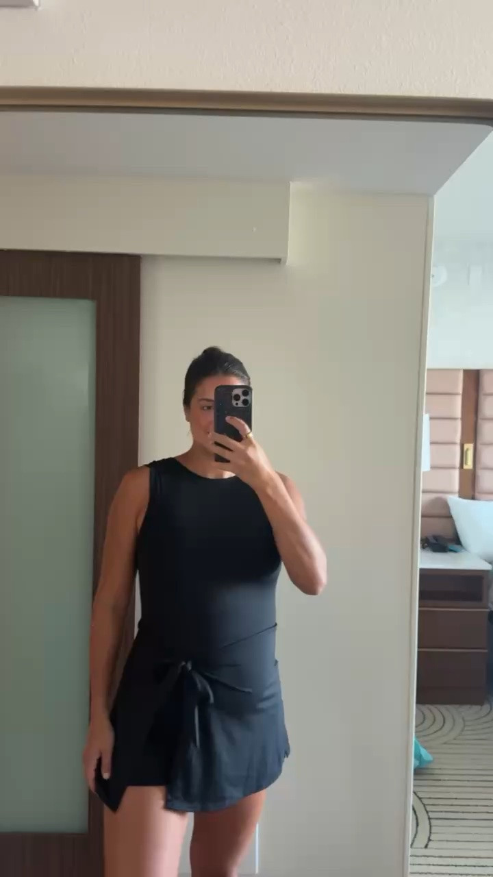 Love the wrap detail!

Tts: medium

Activewear, bump friendly activewear, Disney, Disney kids, Disney travel, Disney outfits, Disney trip, kids Disney outfits, boy mom, grace white

#LTKfitnessgoals #LTKActive #LTKmomlife