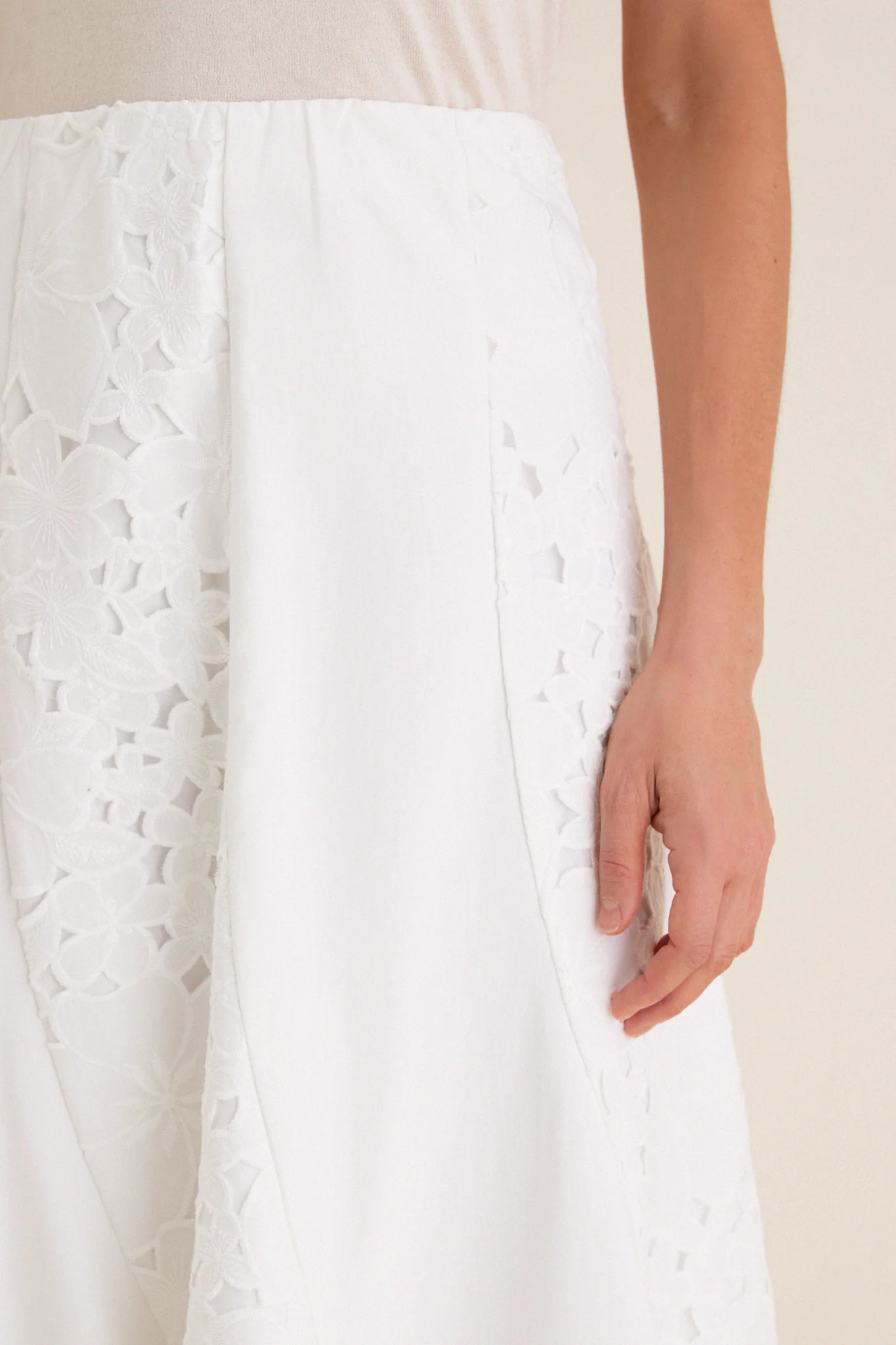 White Eyelet Mallory Skirt | Tuckernuck (US)