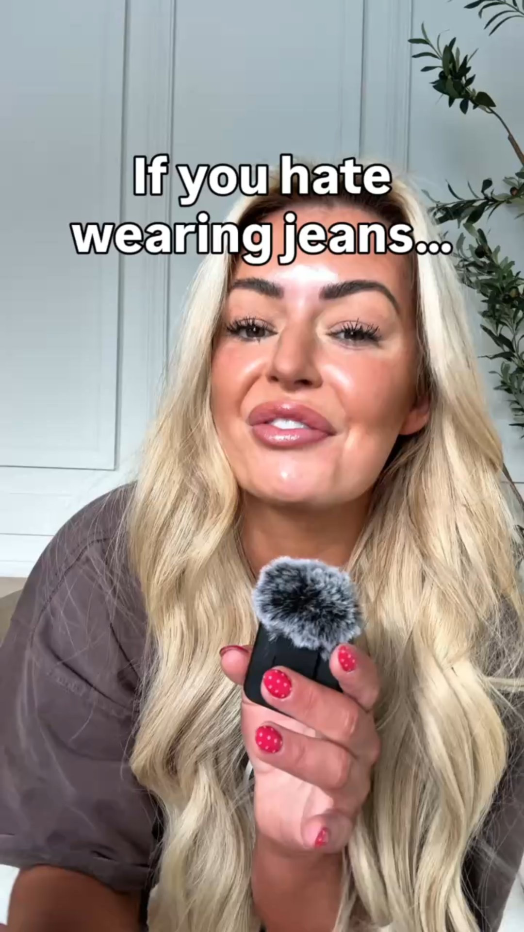 if you hate wearing jeans… SAME SIS. I’m your girl for outfit inspo without jeans! Introducing part 1 of  how to look put together without wearing jeans!

#petiteandcurvy #shortgirlfashion #shortgirlstyle
#casualmomstyle #petitestyle

#LTKFindsUnder50 #LTKmomlife #LTKgrwm