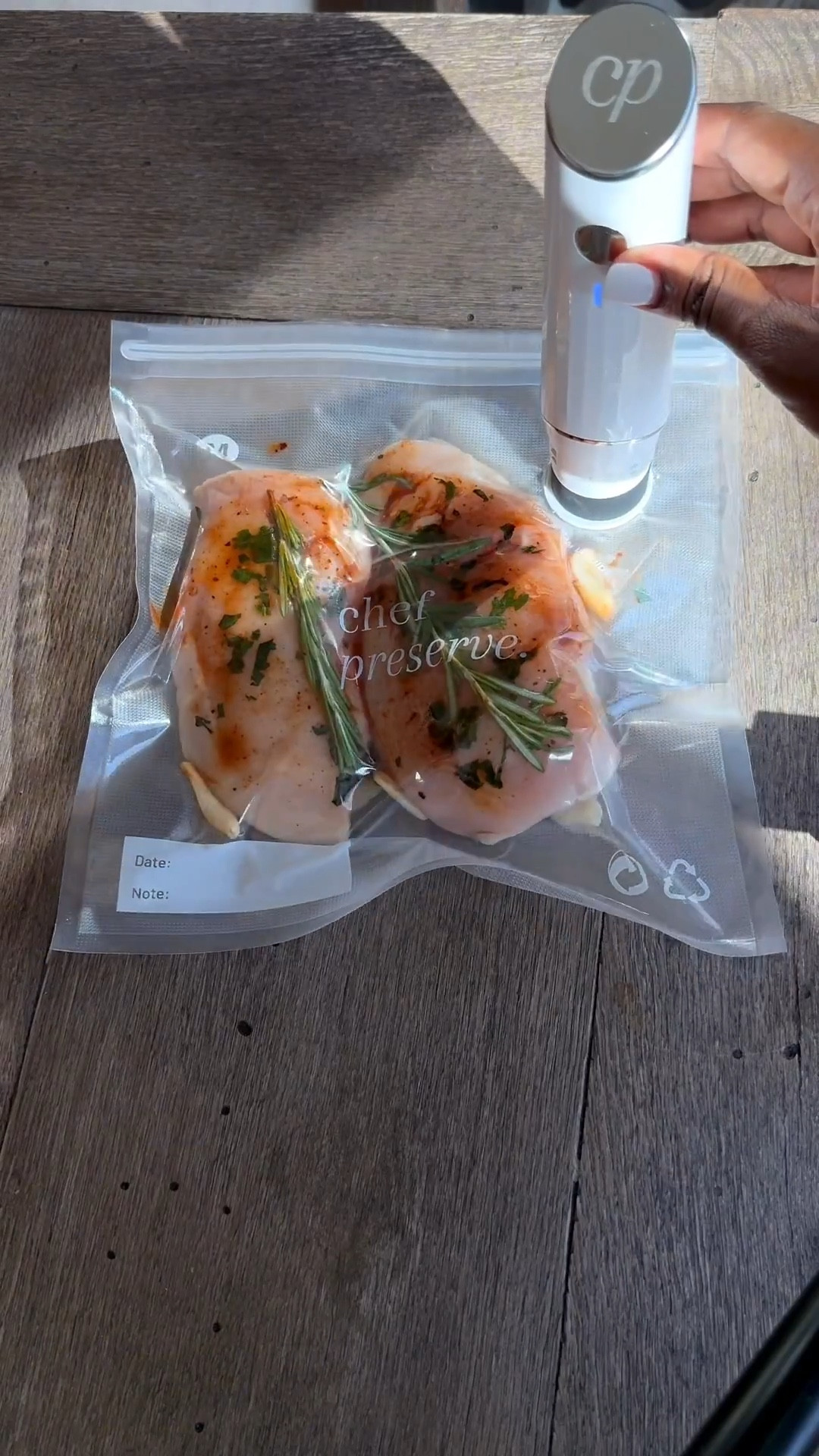 Being totally honest—I bought one of those big, plug-in vacuum sealers a few years ago... and never used it…😅😭 It was bulky and just didn't feel convenient enough to reach for.

This one? Game changer. 🤩 It's wireless, compact, and comes with reusable bags that are both microwave and dishwasher safe.

Definitely a kitchen must-have!
You can seal marinated foods and pop them straight into the fridge or freezer, and it's perfect for keeping your veggies fresh too.

A must-have for every kitchen! All items are ready to shop—just tap the link!

#LTKSaleAlert #LTKHome #LTKStyleTip