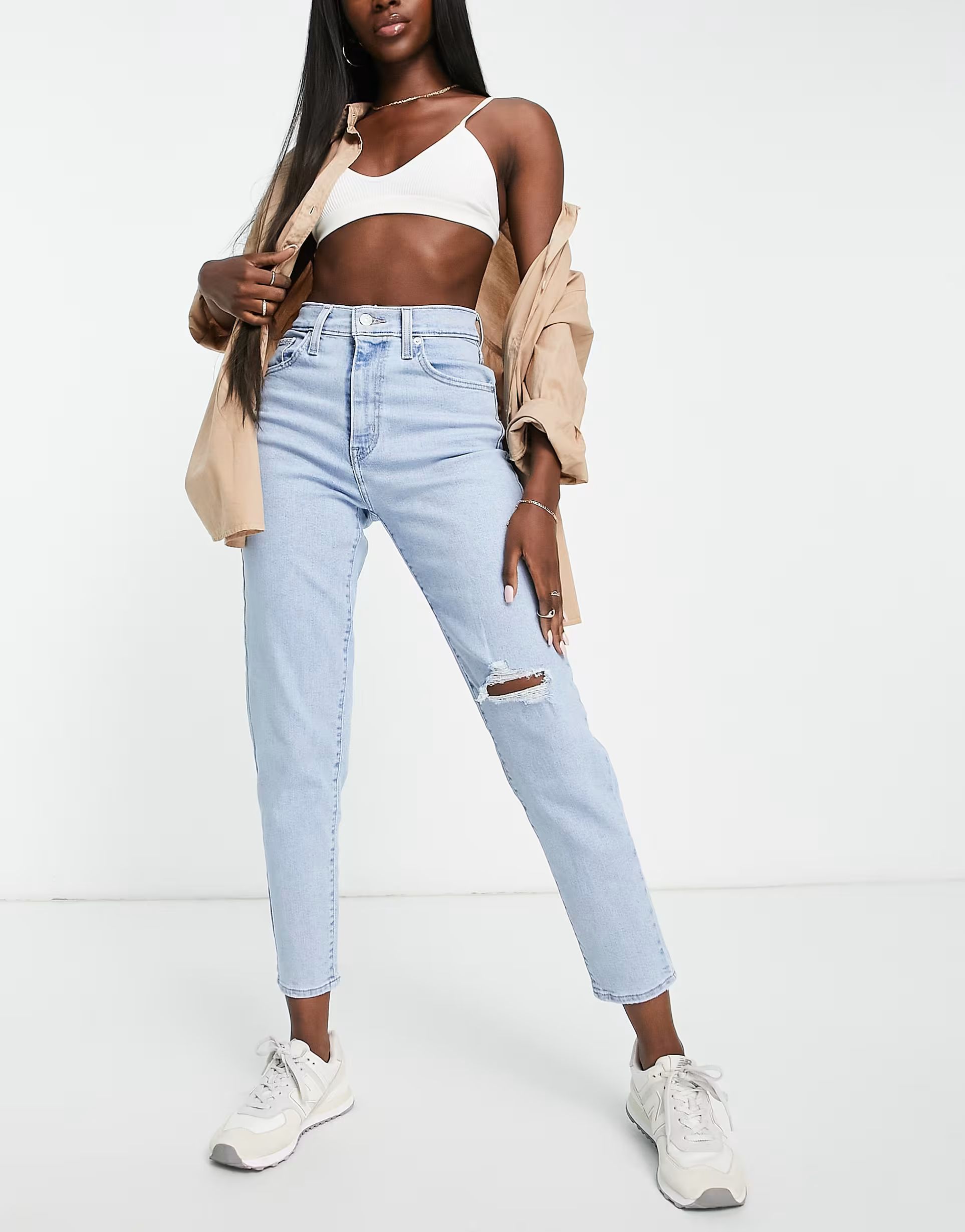 Levi's - Jean mom à taille haute - Bleu clair délavé | ASOS (Global)