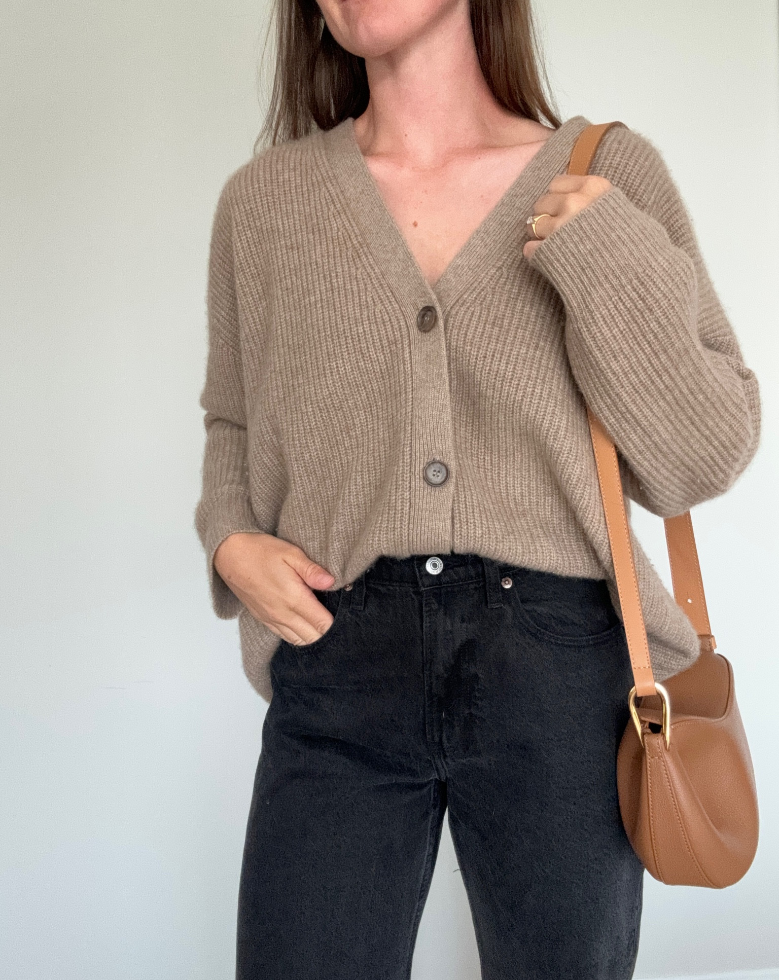 Todays cozy outfit of the day featuring a cashmere cardigan 🤍 

Fall outfit | sweater outfit | casual outfit | outfit ideas 

#LTKSeasonal