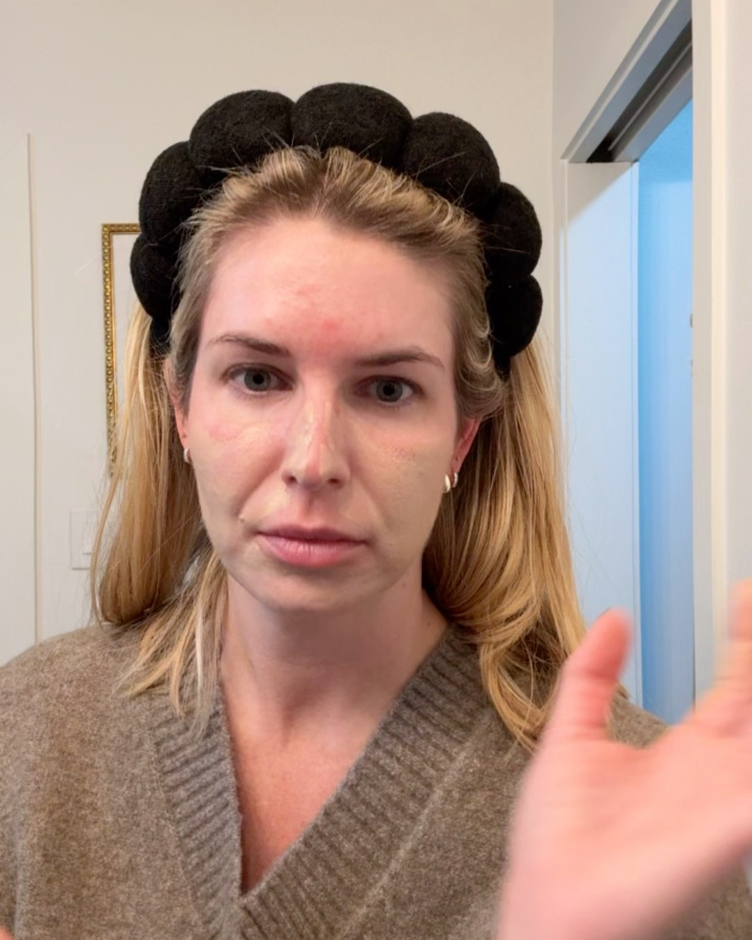 The best makeup duo for great coverage and easy application! Both on SALE!

Sisley tinted moisturizer 1 

#LTKBeauty #LTKgrwm #LTKCyberWeek