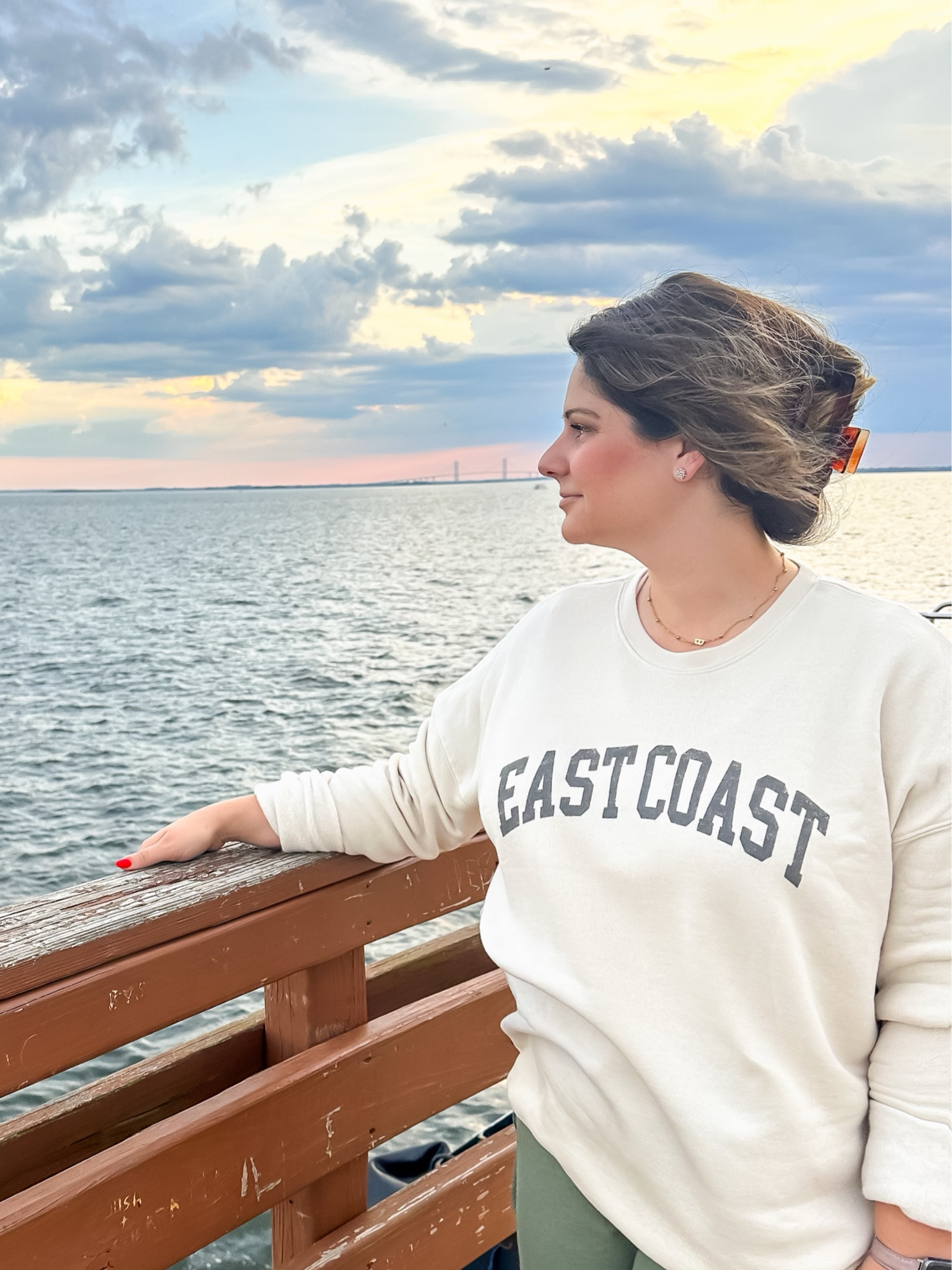 East Coast Crewneck Sweatshirt

Sunshine Daydream 
#ad #sunshinedaydream 
Coastal boutique / fleece sweatshirt / graphic sweatshirt 

#LTKFindsUnder100 #LTKStyleTip #LTKMidsize