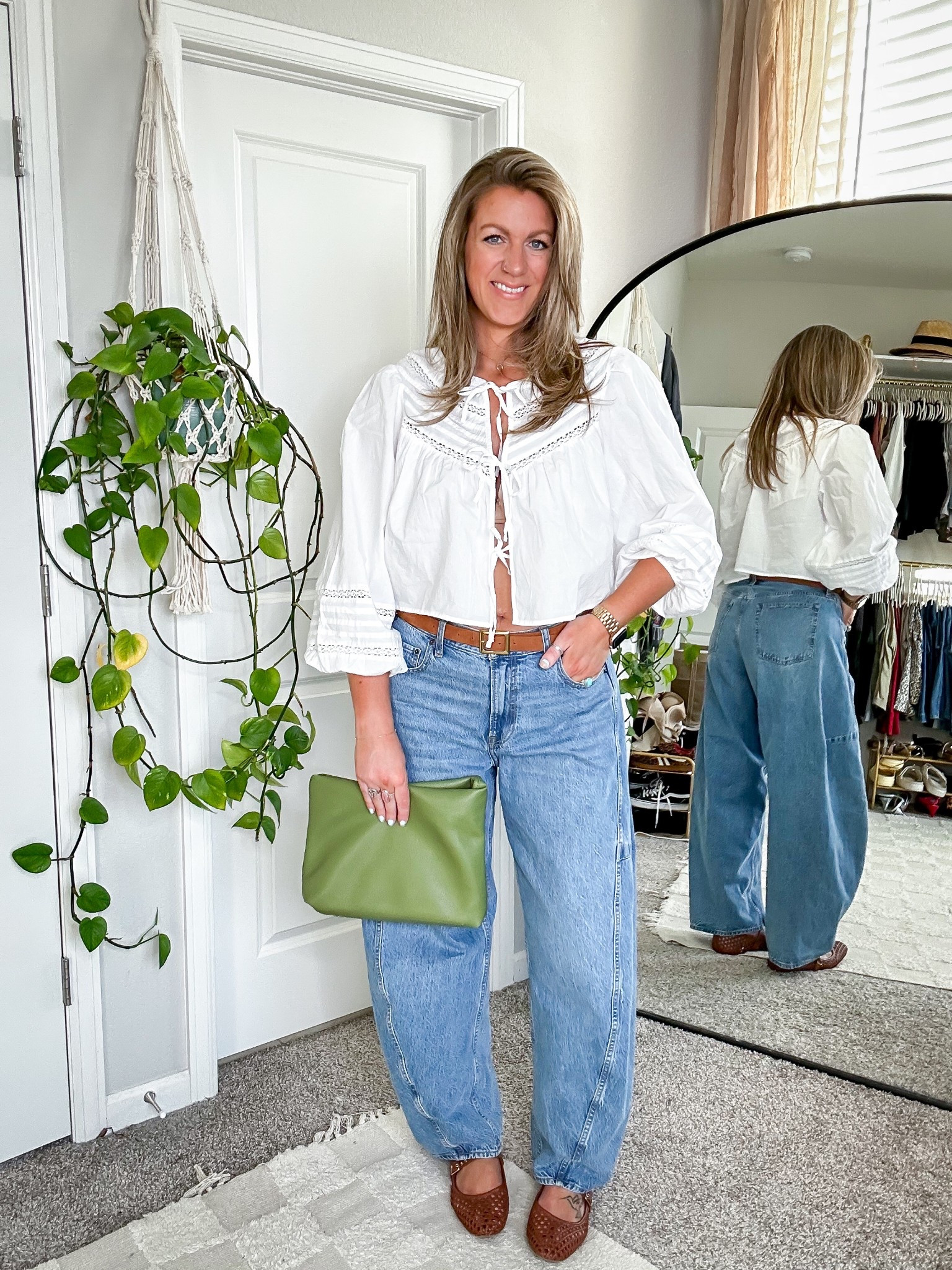 Tall & midsize spring outfit
Large top, 31 long jeans (sized up for a relaxed fit, can stay tts) 11 shoes 

#LTKMidsize #LTKSeasonal #LTKOver40