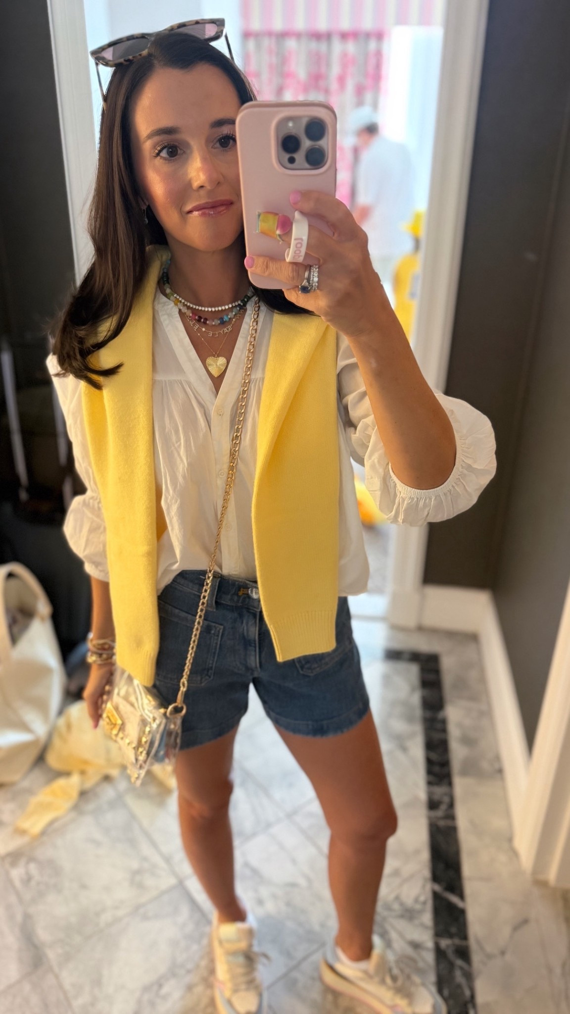 what i wore to the savannah bananas !! size 25 in those madewell denim shorts 💛 mom fit for banana babaden

#LTKPetite #LTKmomlife #LTKgrwm