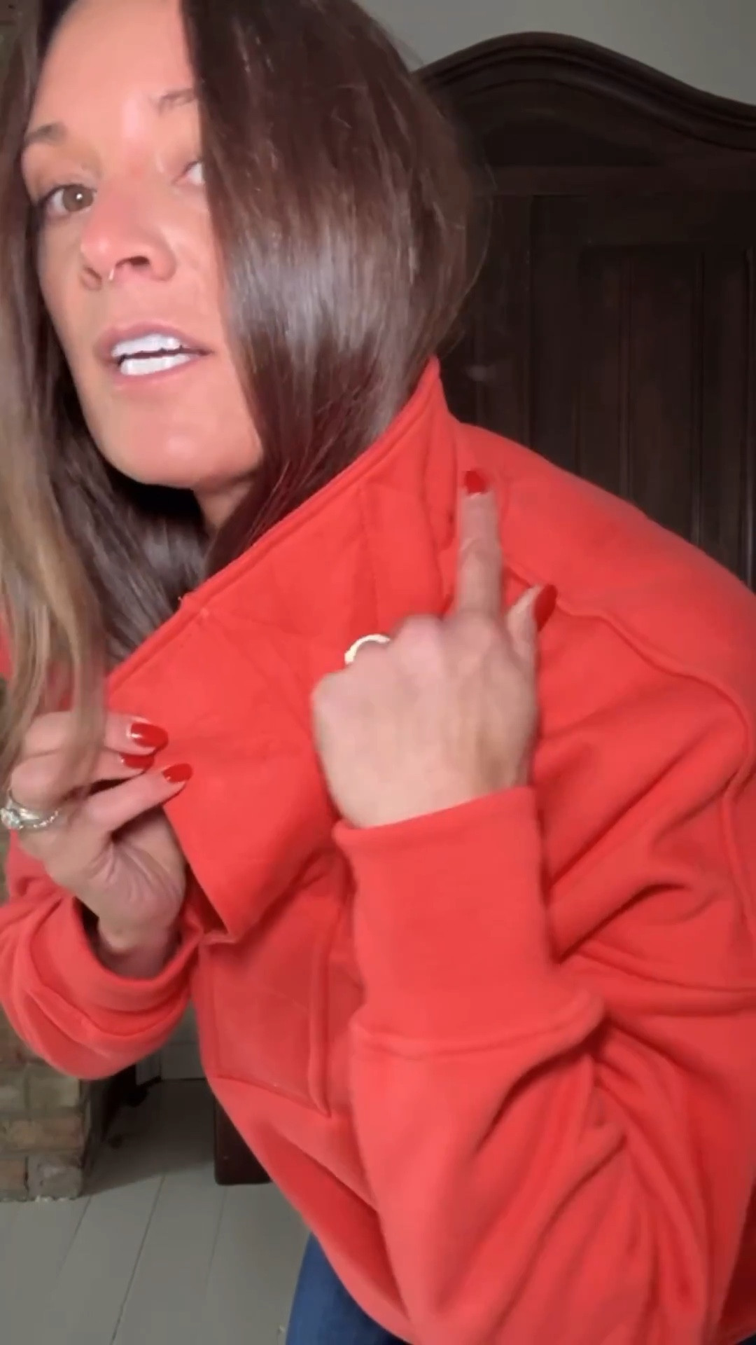 This sweater comes in so many colors and it’s SO comfy and flattering! 

#sweater #casual #ootd #sportsweaters

#LTKTall #LTKmomlife #LTKgrwm