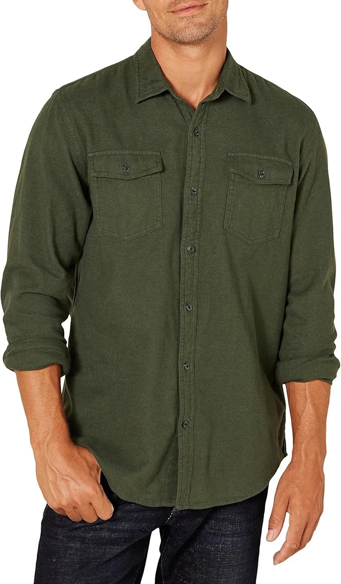 Amazon Essentials Men's Regular-Fit Long-Sleeve Two-Pocket Flannel Shirt - Discontinued Colors | Amazon (US)