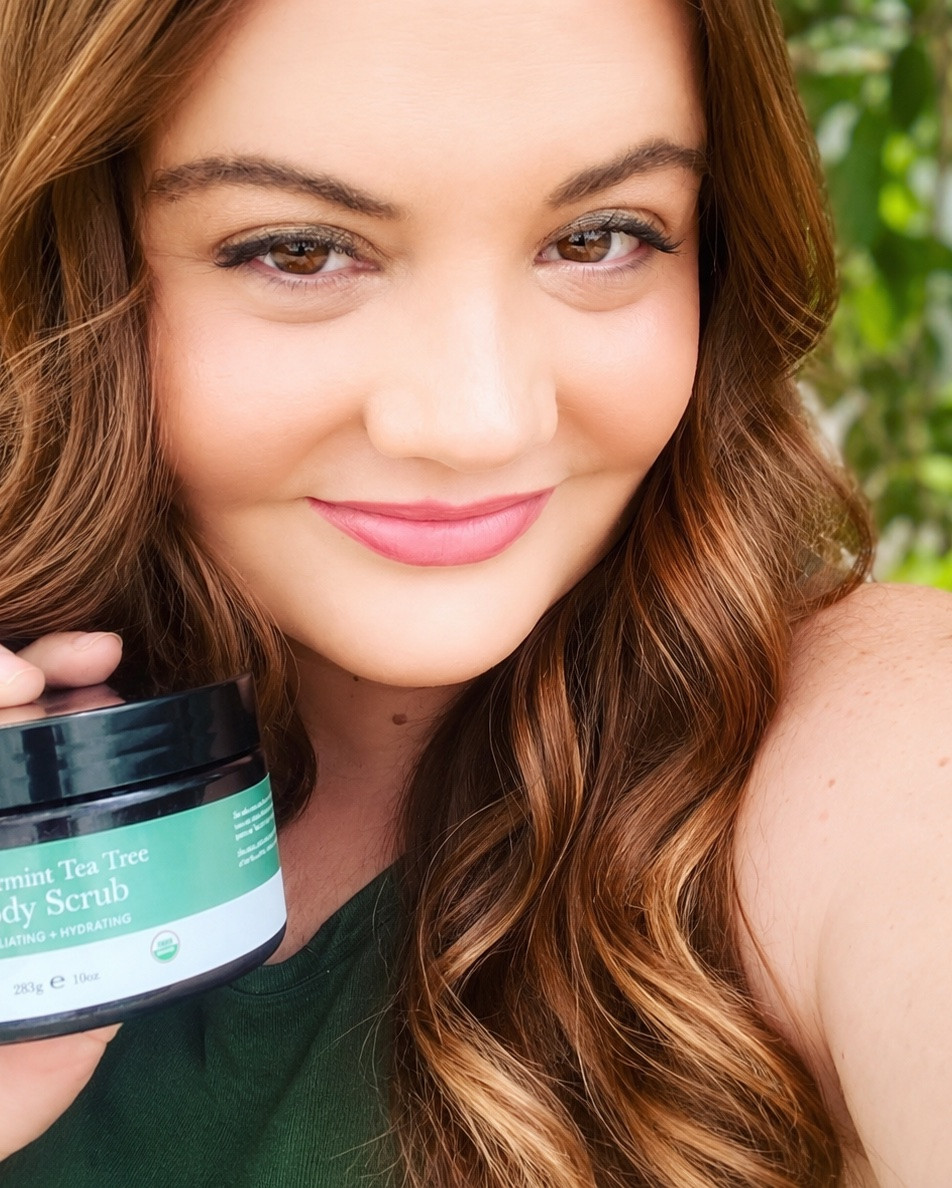 Body care deserves just as much attention as skincare—especially as we head into autumn and winter! 🍂✨

As the weather starts to cool down, dry skin can sneak up fast. 

That’s why I always make sure to keep a good body scrub in my routine. 

Exfoliating helps remove dull, dry skin while leaving my skin feeling smoother, softer, and ready to soak up all the moisture from my favorite lotions and body creams.

I’ve been reaching for this Peppermint Tea Tree Body Scrub, and I love how refreshed my skin feels after every use. 

It’s one of those little self-care rituals that makes a big difference this time of year.

If you’re refreshing your skincare routine for the season ahead, don’t forget about your body! Your skin will thank you. 🤍

#BodyCare #SkincareRoutine #SelfCareEssentials #AutumnBeauty #WinterSkincare

#LTKBeauty #LTKselfcare #LTKSeasonal