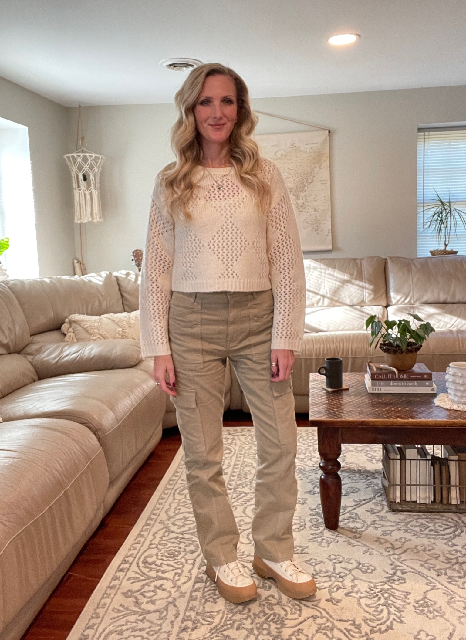 Madewell on this chilly day. 

Crew: XS
90’s Straight Cargo: 26 (size up one) 

Madewell, cargos, fall fashion 

#LTKstyletip #LTKSeasonal #LTKover40