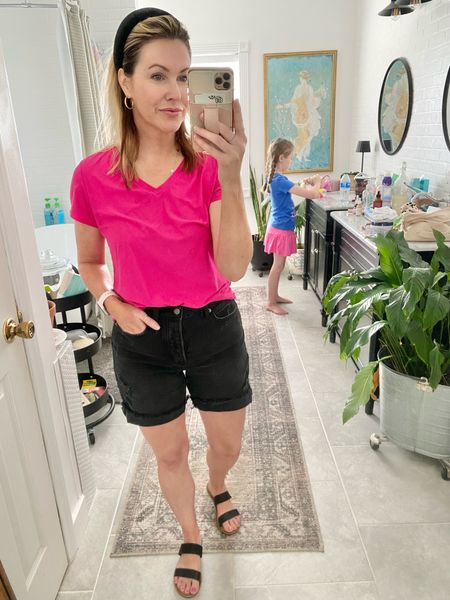 Today only 40% off sale on womens mom approved shorts!  Some are already on sale with extra 40% off!  Love mine! 
Oldnavy 

#LTKFind #LTKunder50 #LTKsalealert