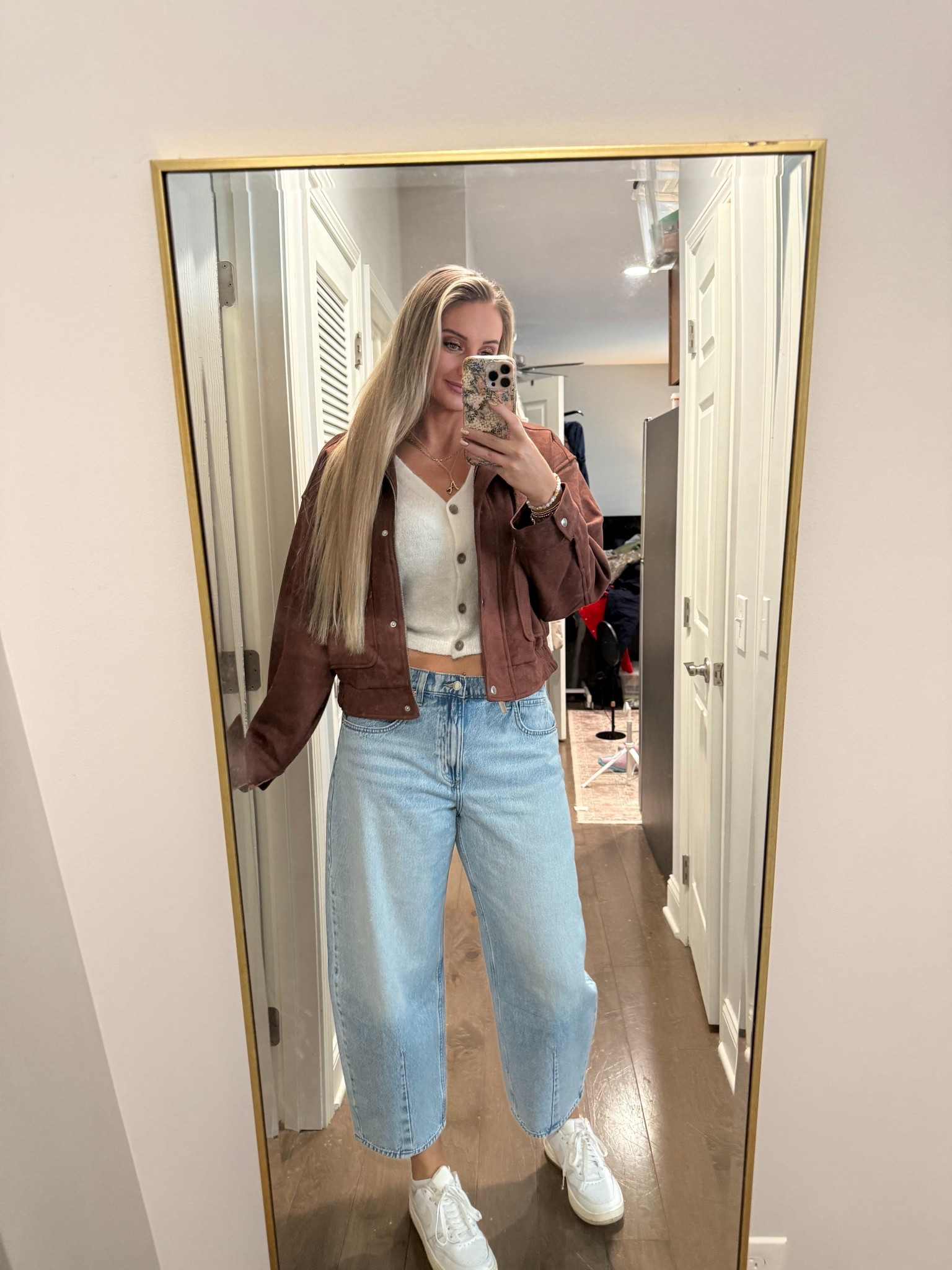A cute casual outfit from Target! Love these barrel jeans!!! 

#LTKTall #LTKootd