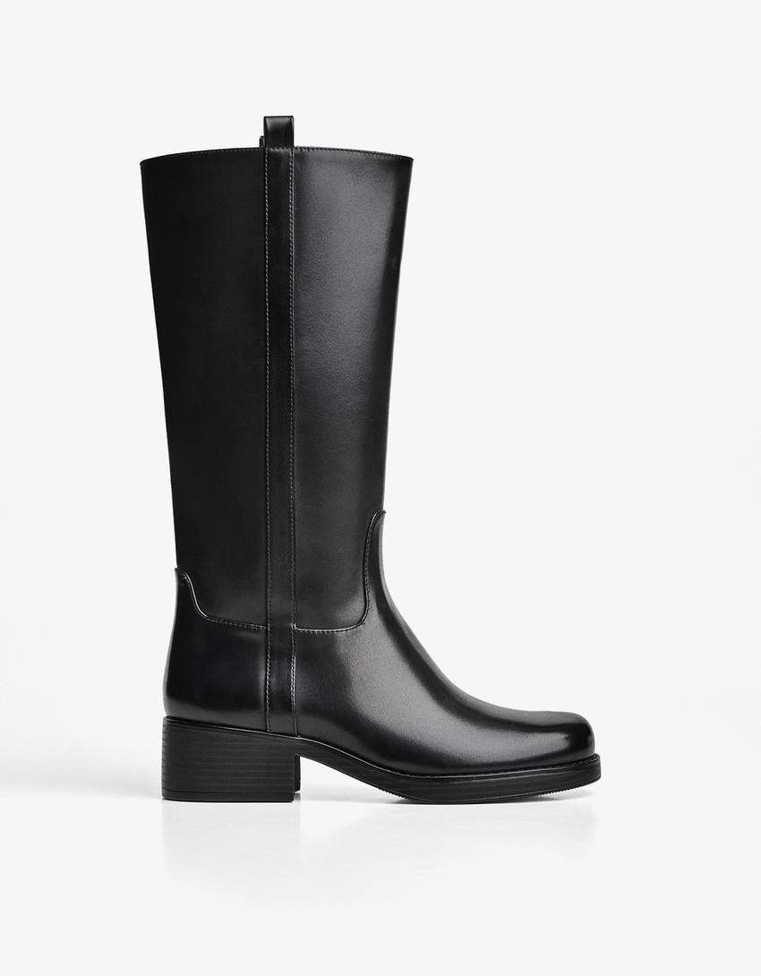 Flat knee-high boots - Shoes - Women | Bershka GB