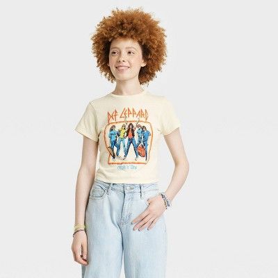 Women's Def Leppard Short Sleeve Graphic Baby T-Shirt - Beige | Target