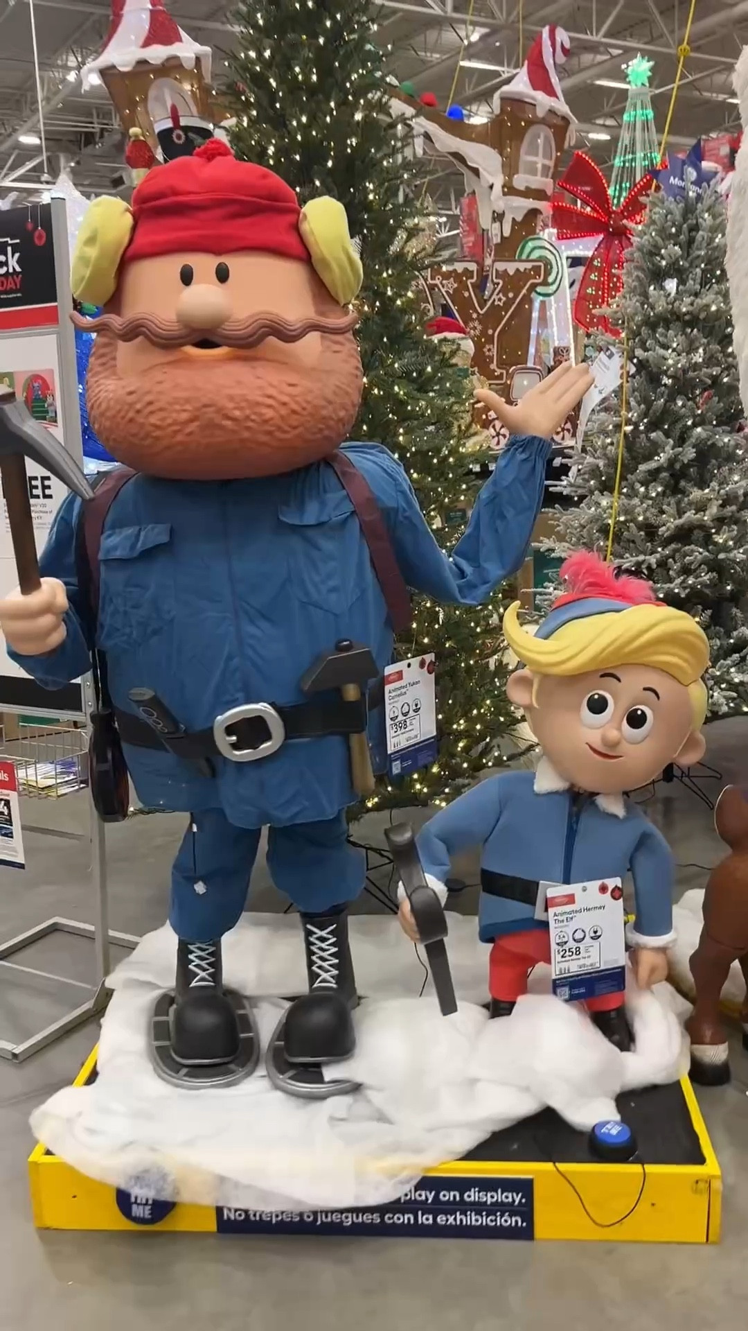 Fun Outdoor Holiday Decor Ideas

#LTKHoliday #LTKHome #LTKSeasonal