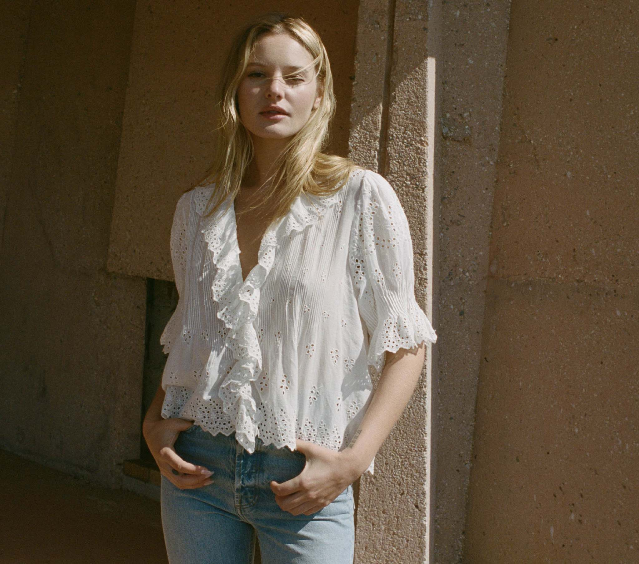 Henri Top - Salt Eyelet | DÔEN | DOEN